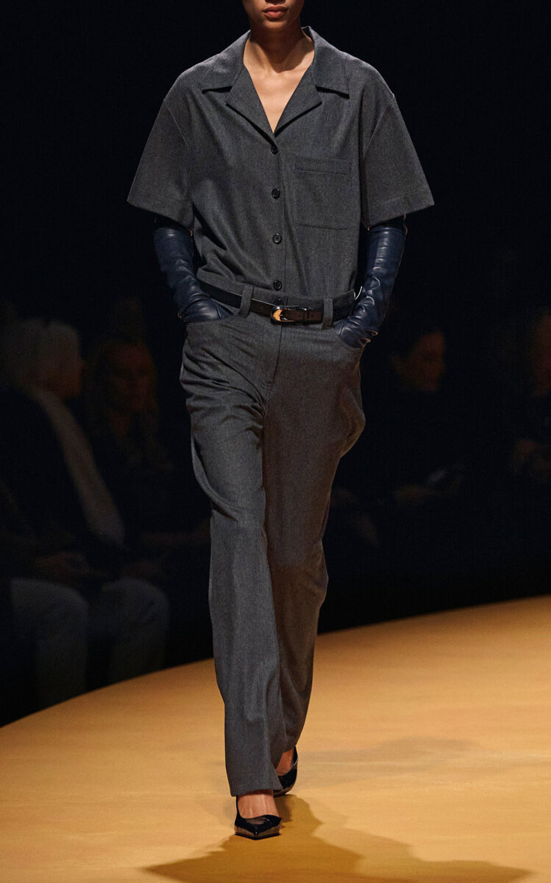 KHAITE Callum Mid-Rise Wool Straight-Leg Pants grey outlook