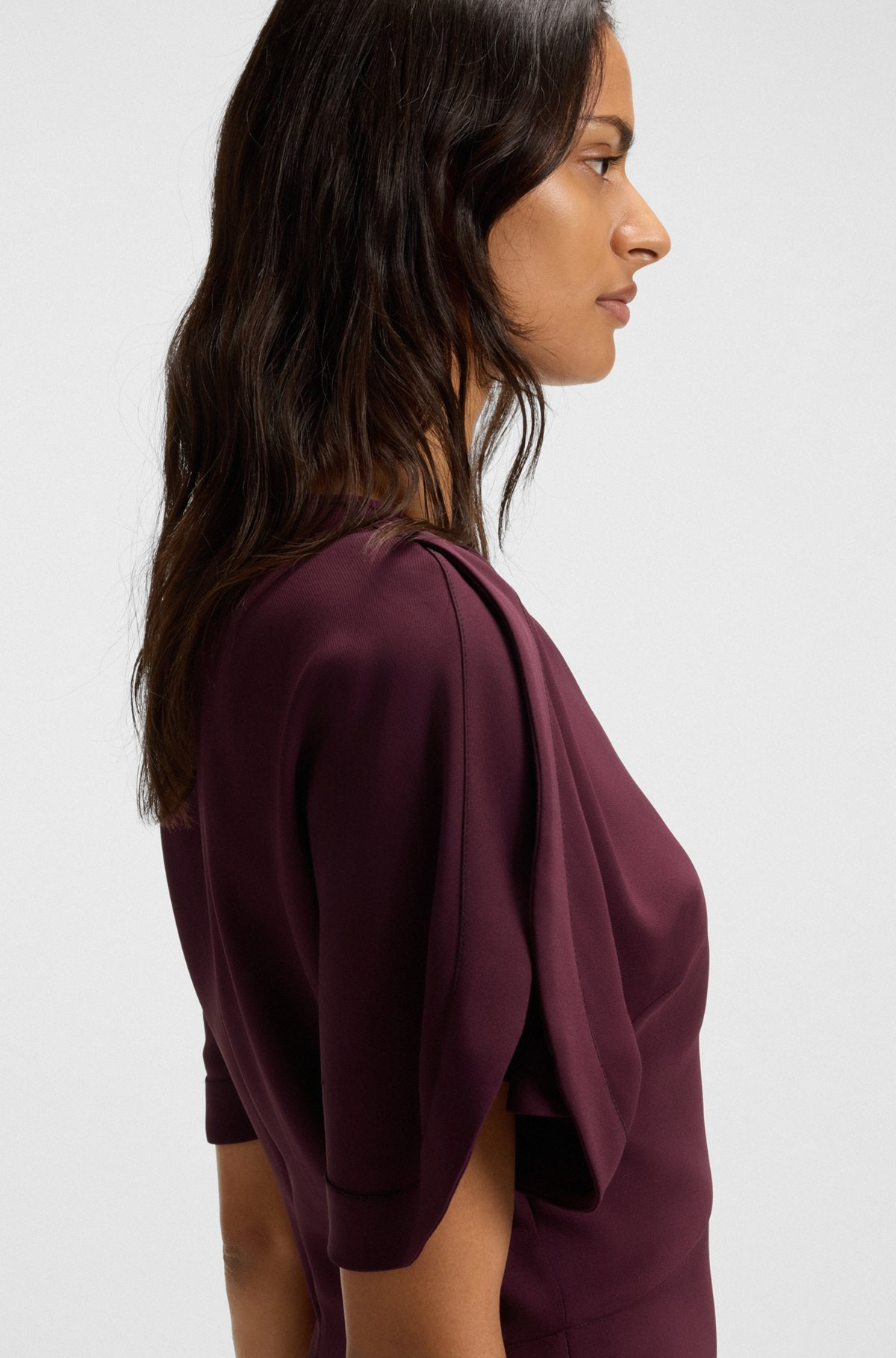KEYHOLE-NECKLINE DRESS IN SOFT CREPE - 6