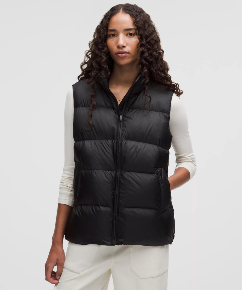 Featherweight 900-Down-Fill Puffer Vest 1