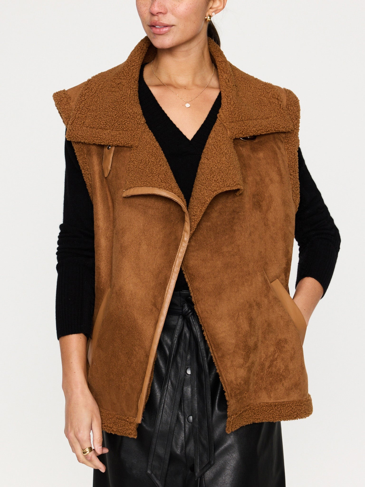 The Loredo Vest - 8