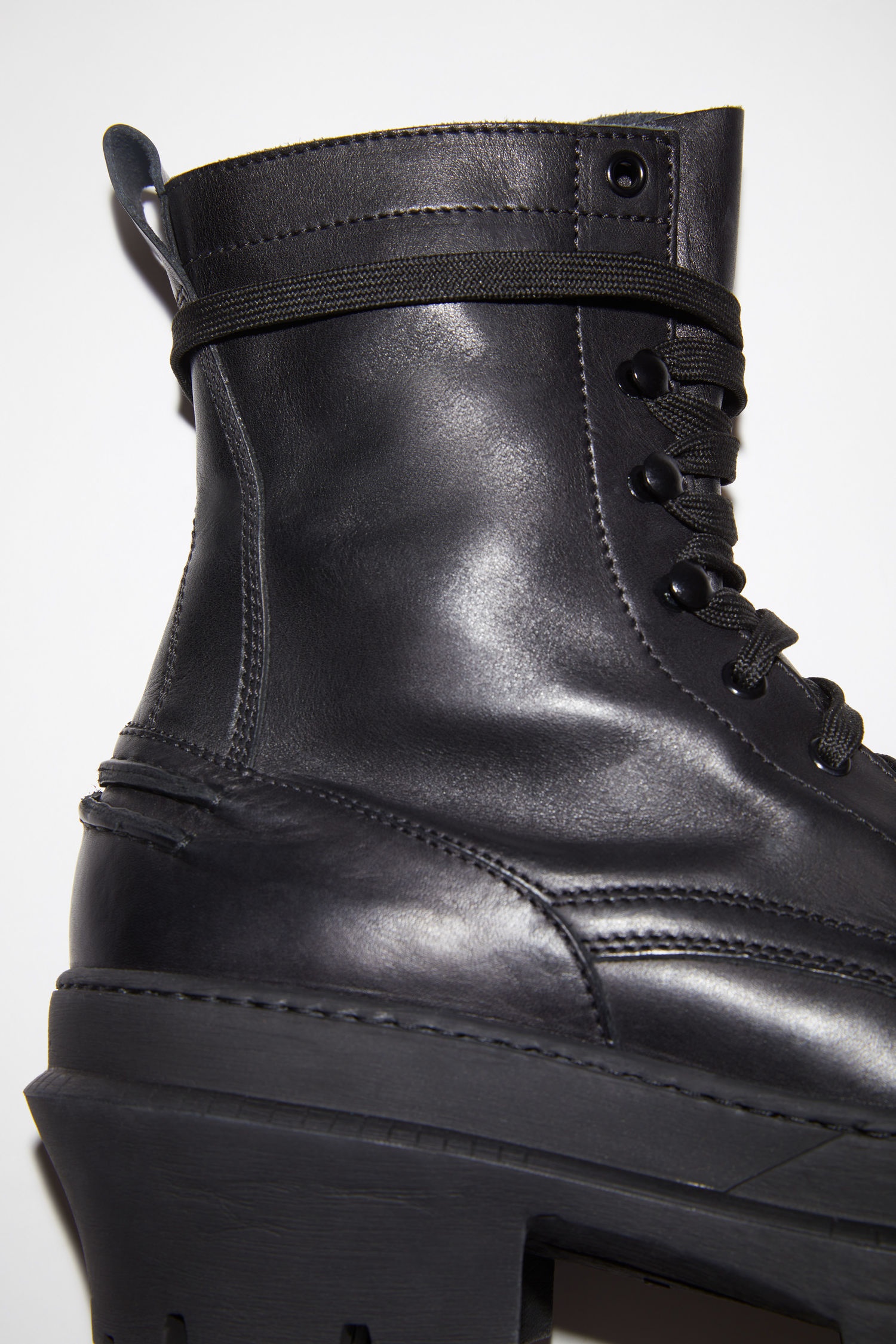 Lug sole ankle boots - Black/black - 5
