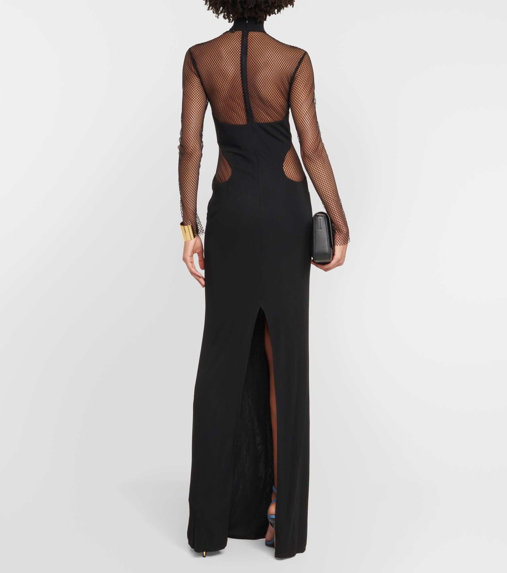 Long-sleeved cutout gown - 3