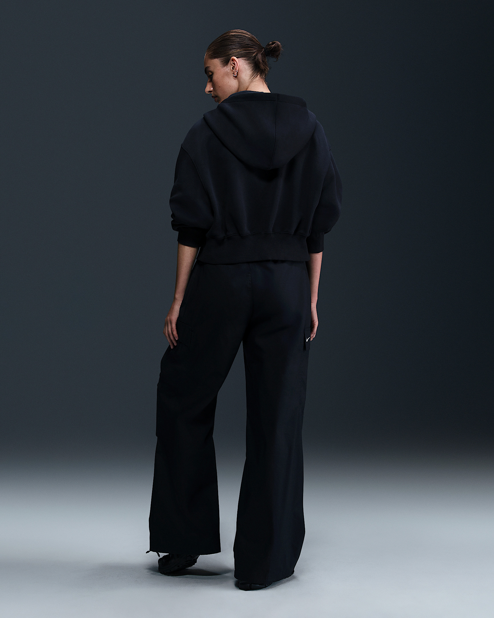 Nike Sportswear Phoenix Fleece Women's Loose Cropped Full-Zip Hoodie - 5