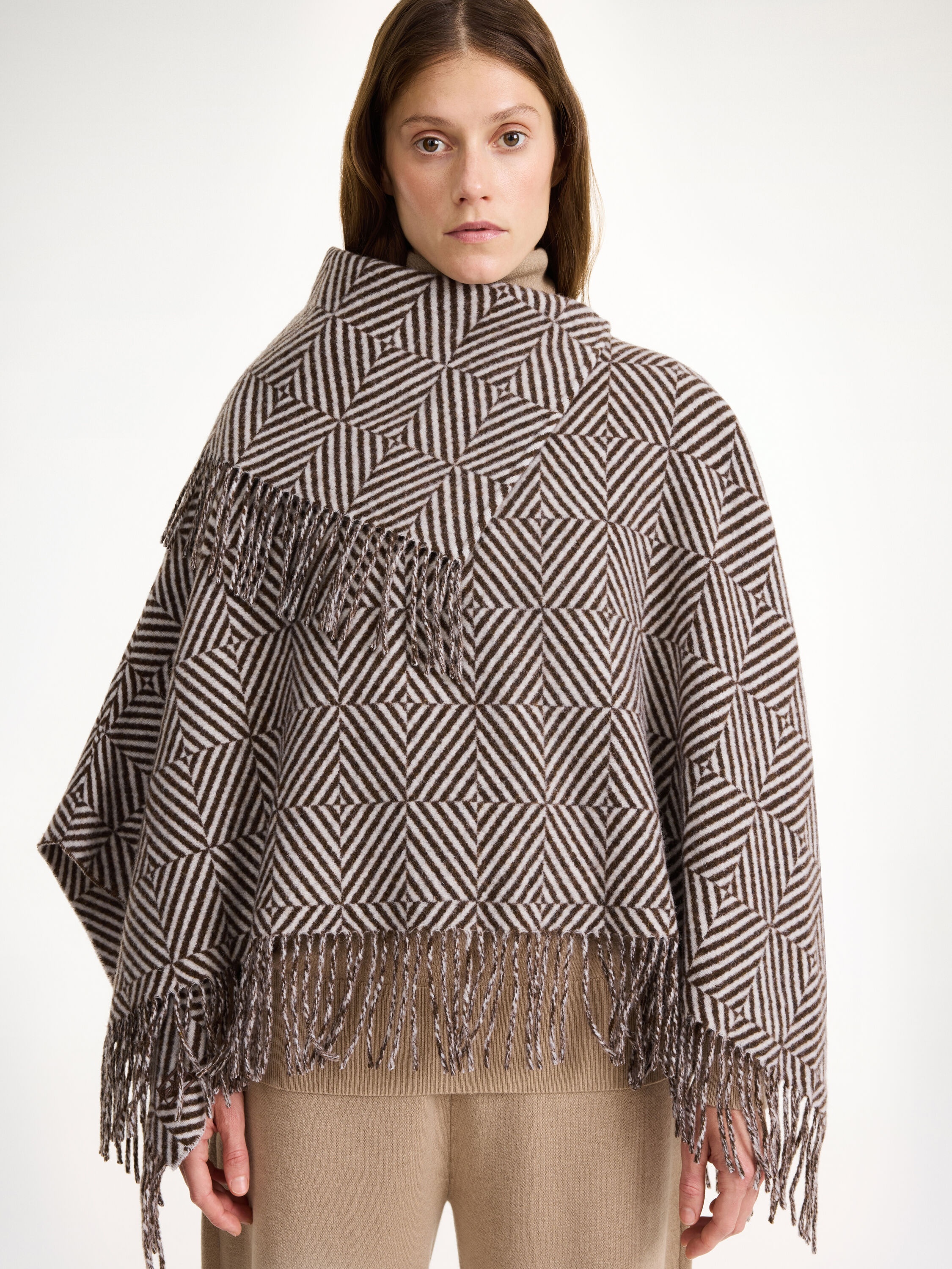 Turtmas wool poncho - 2