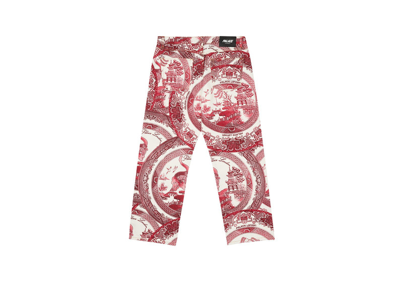 PALACE 중국 판 무역 RED outlook