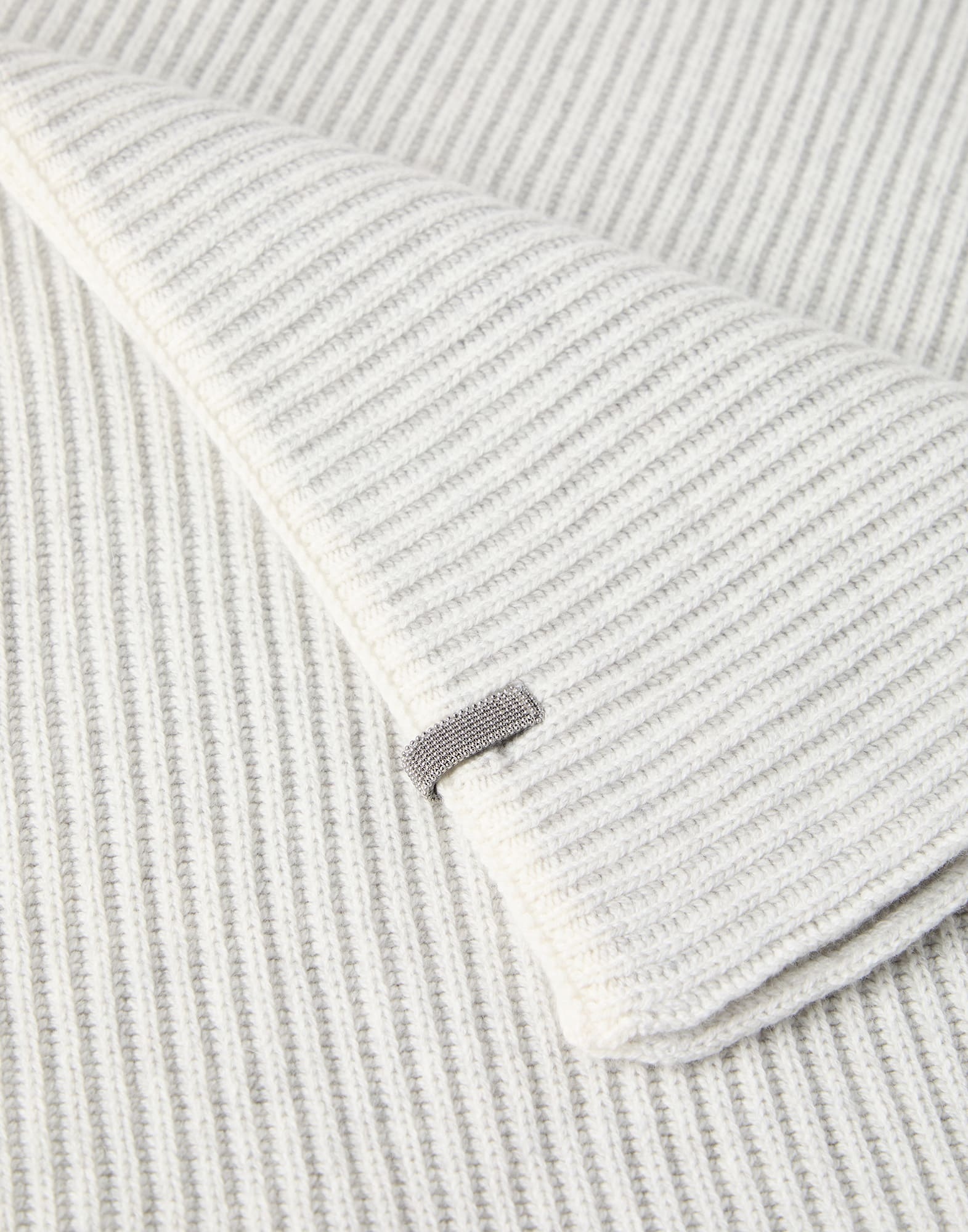 Cashmere English rib knit scarf with monili - 3