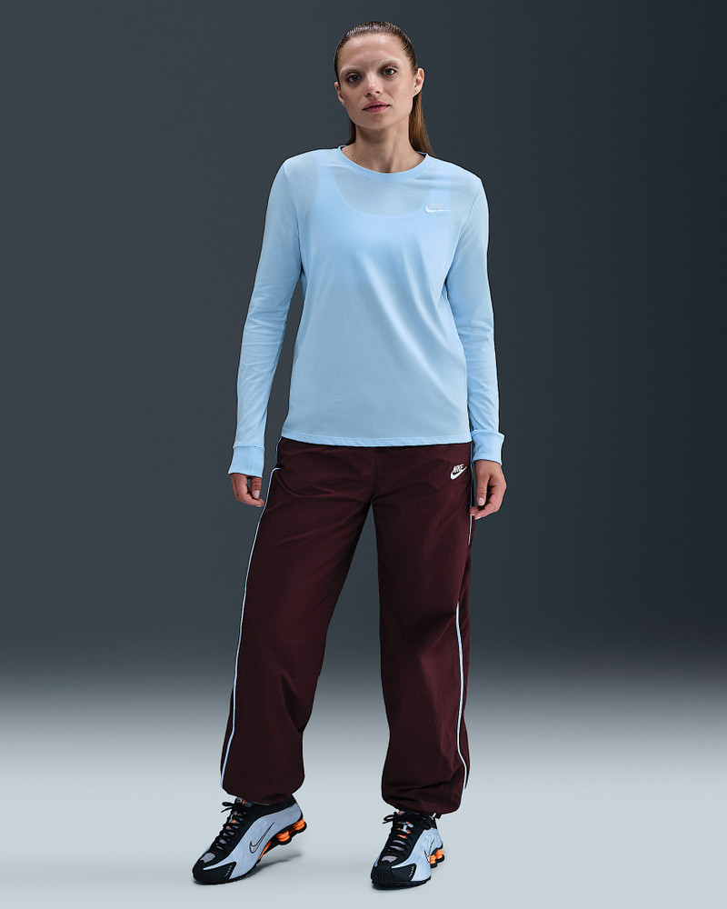 Nike Sportswear Club Women's Long-Sleeve T-Shirt 4