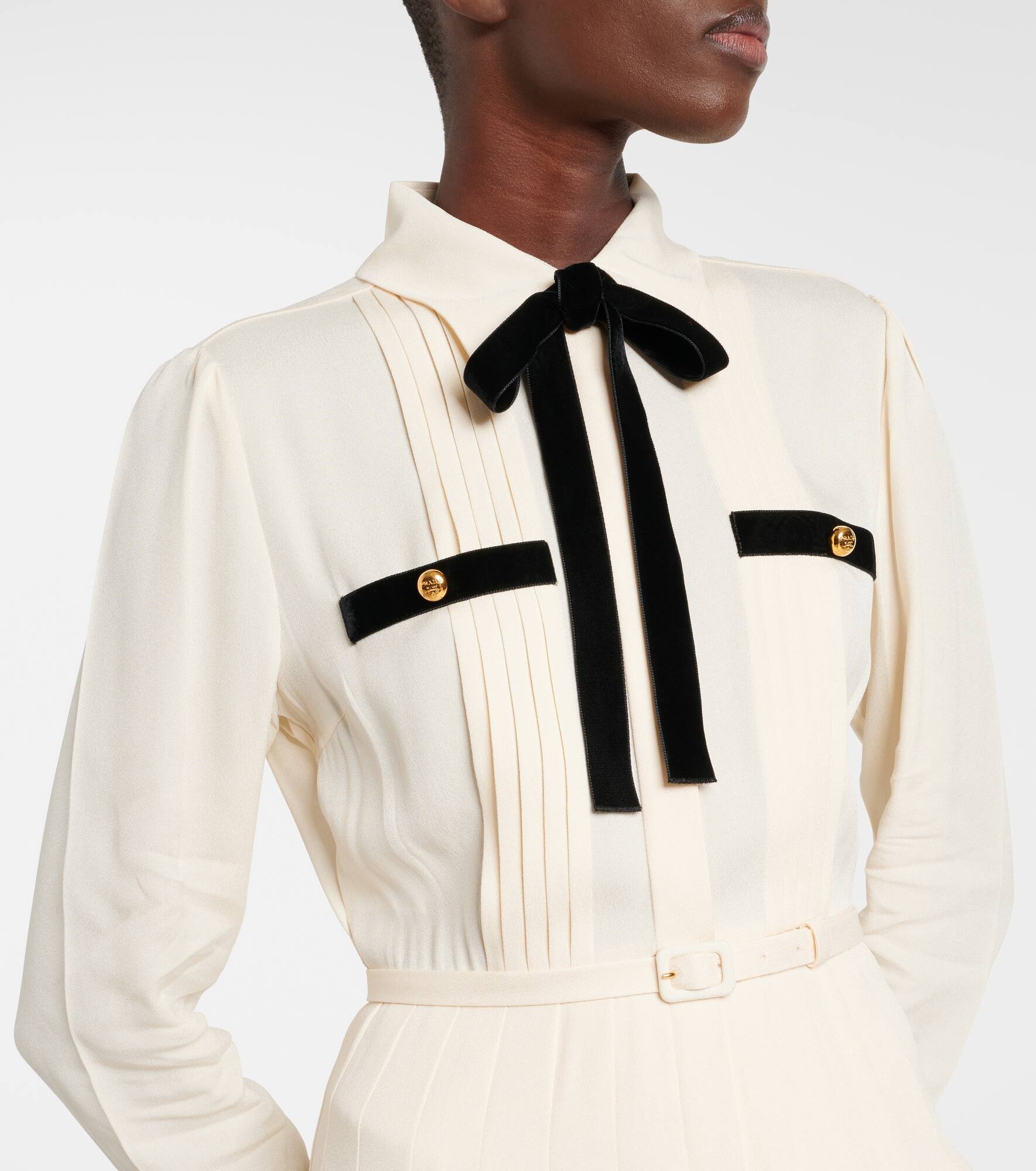 Tie-neck pleated belted shirt dress - 4