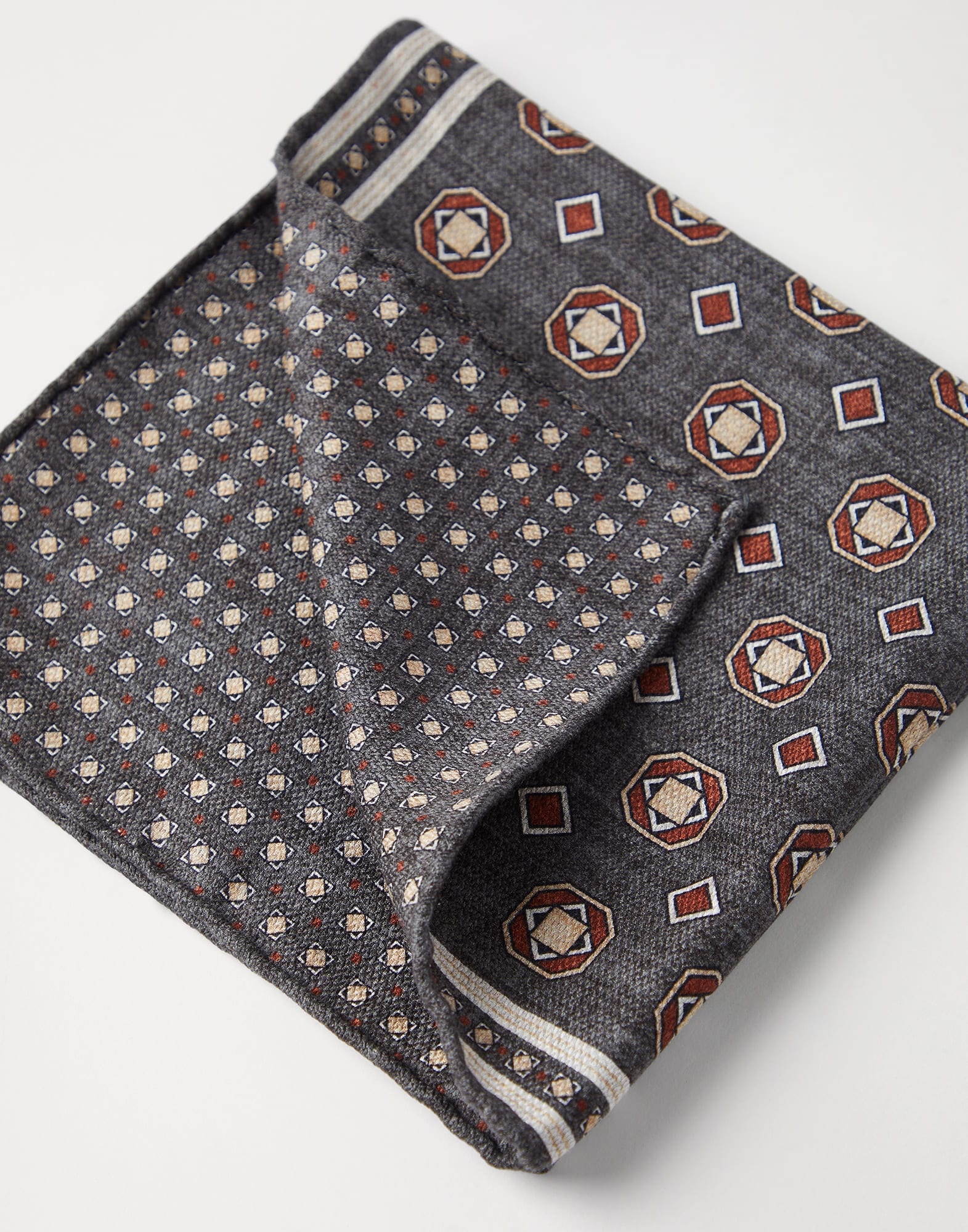 Double face silk pocket square with geometric pattern - 2