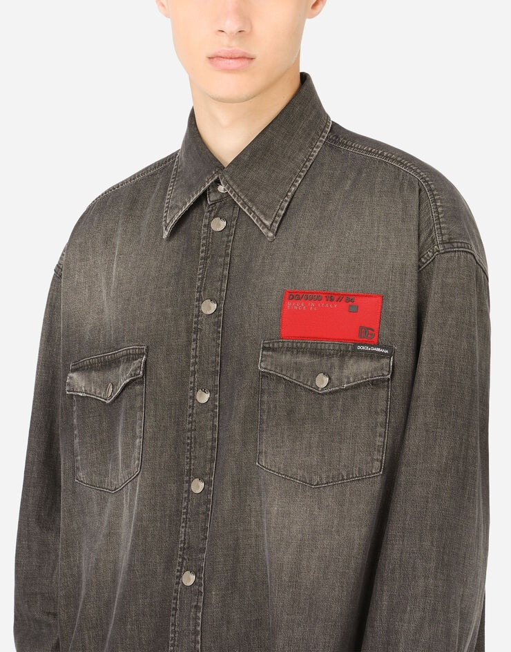 Gray wash denim shirt with patch embellishment - 4