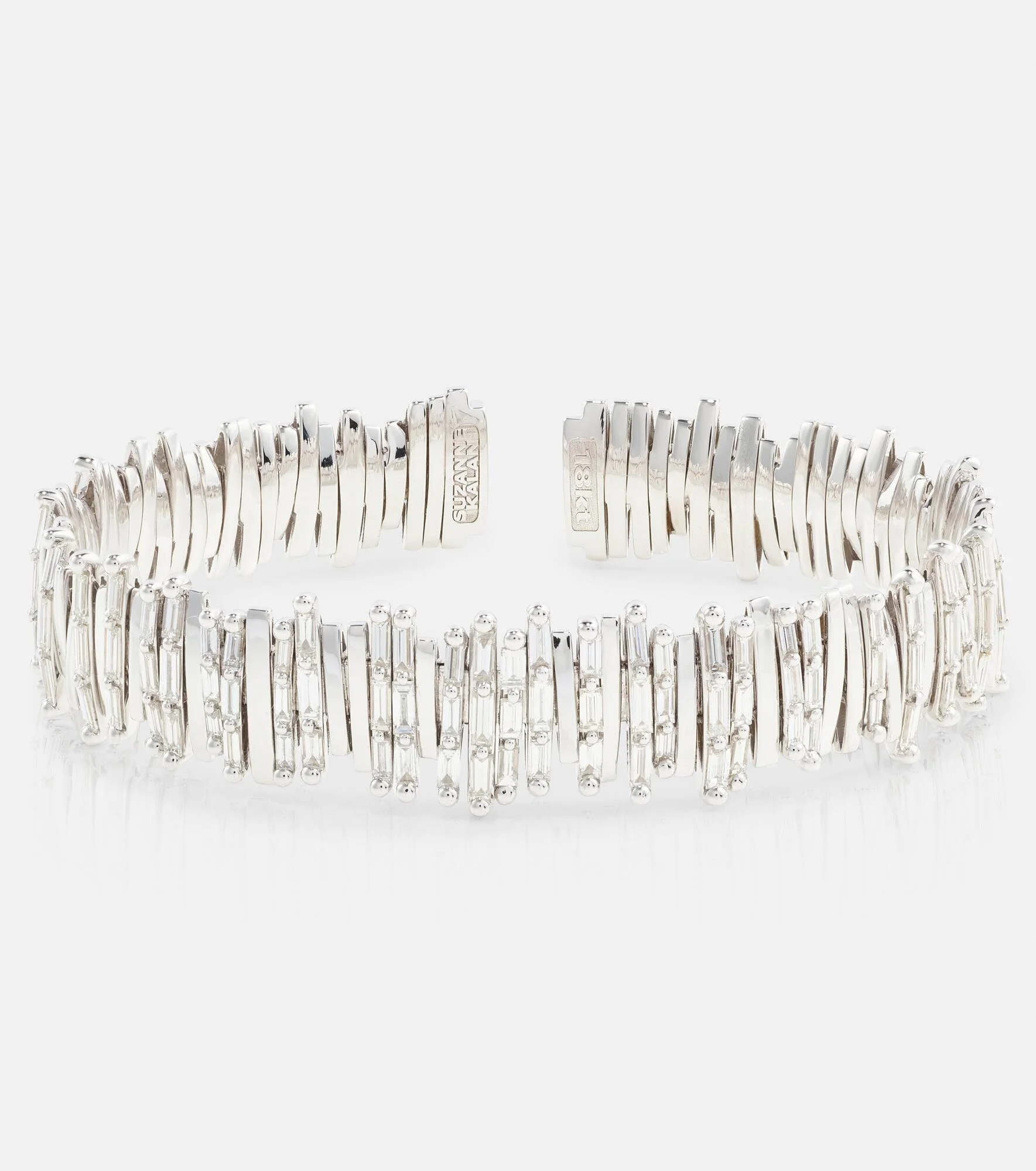 18kt white gold cuff bracelet with diamonds - 1
