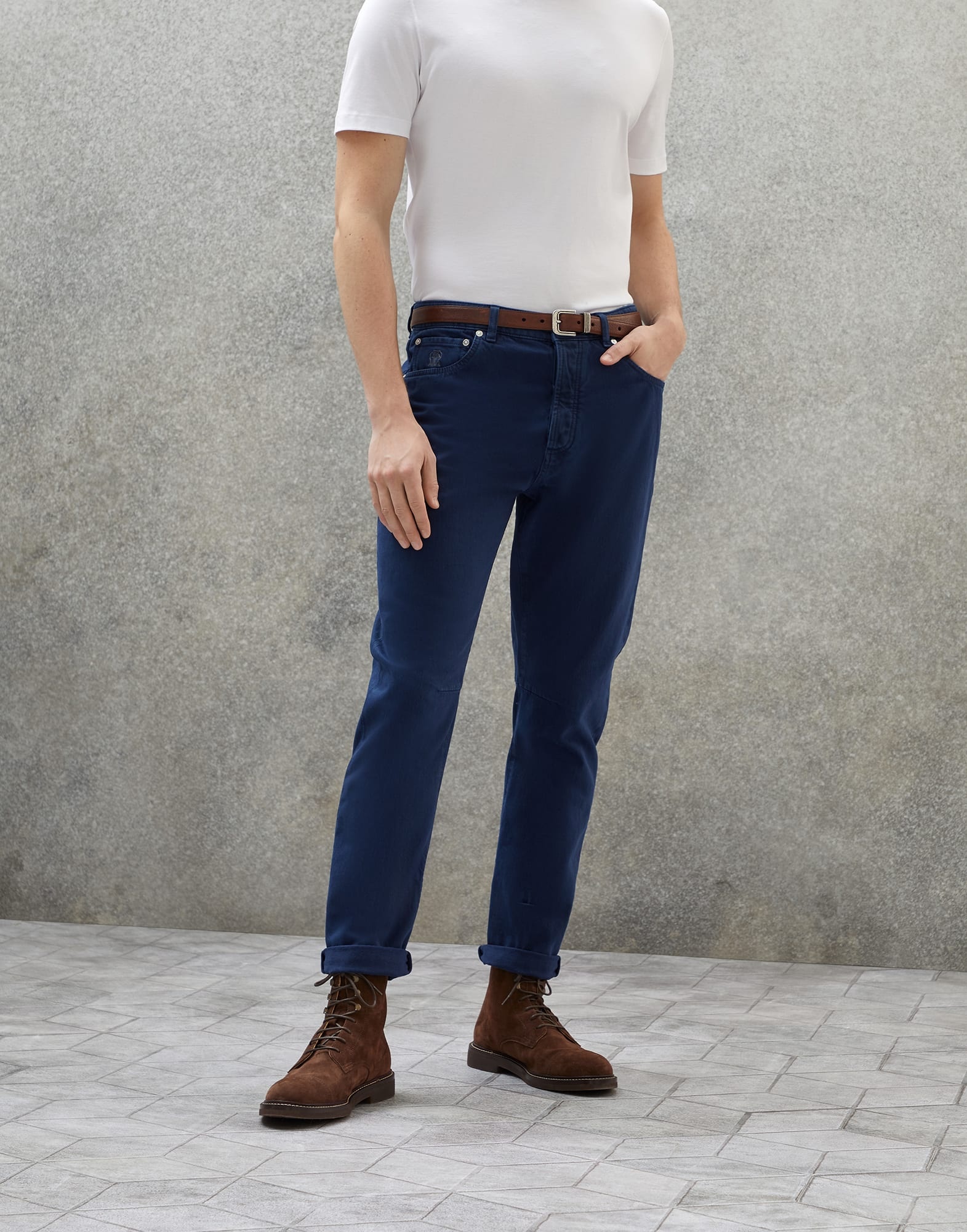 Garment-dyed leisure fit five-pocket trousers in slubbed cotton denim - 1