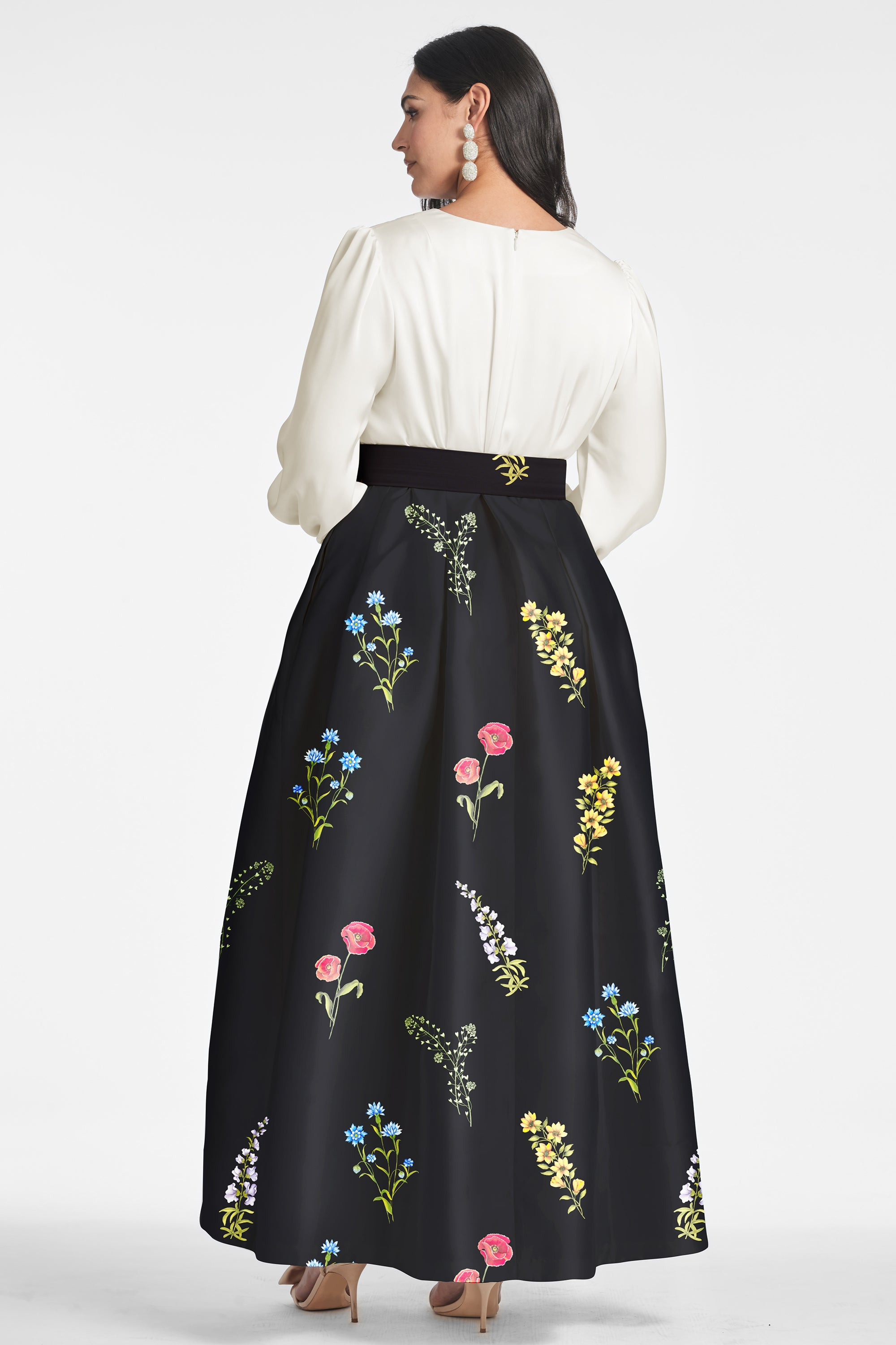 Zoe Gown - Off White/Noir Bouquet - 7