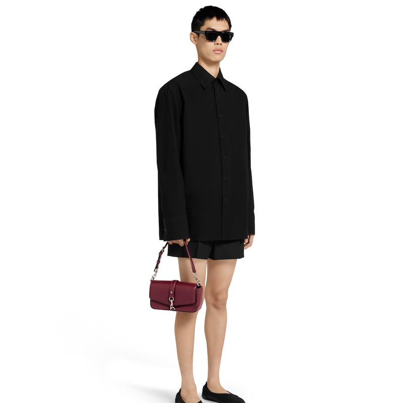 Small crossbody bag with hook closure 3