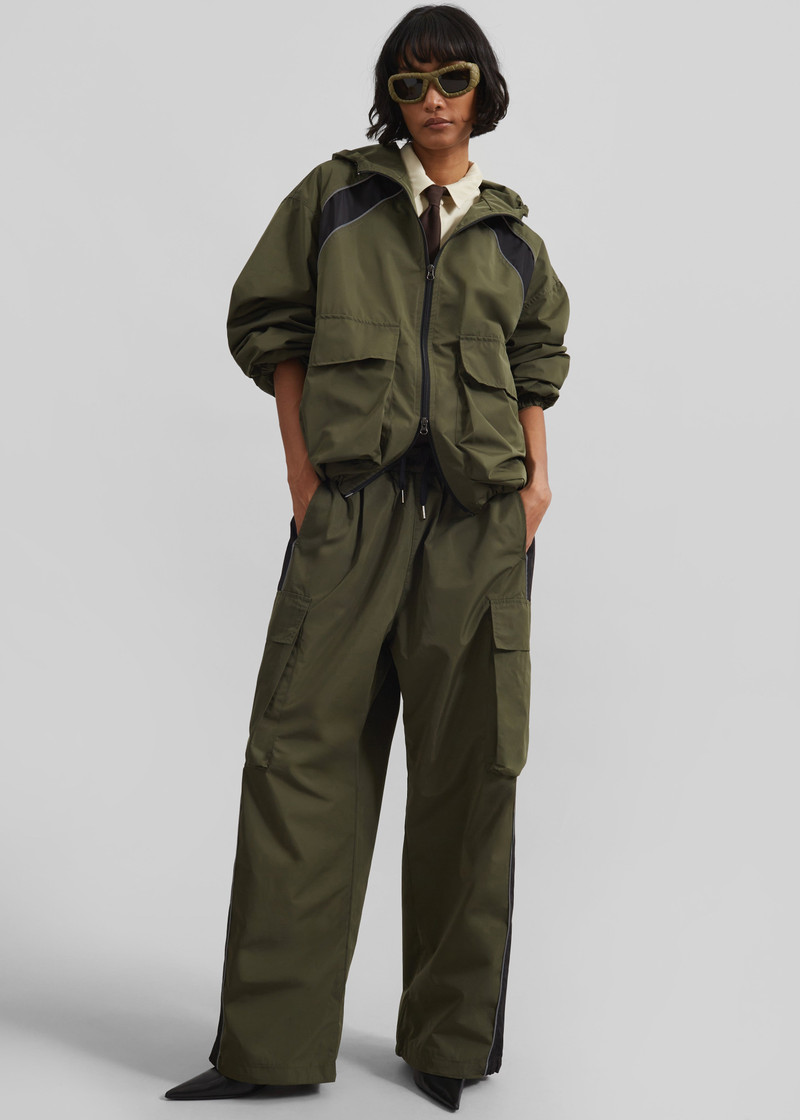 Navan Windbreaker Cargo Jacket - Khaki 4