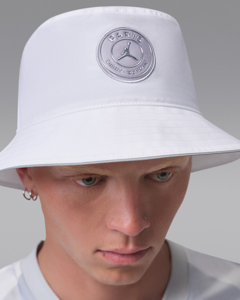 Paris Saint-Germain Apex Bucket Hat 4