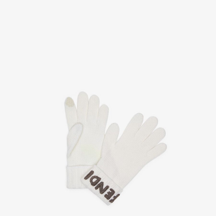 White wool gloves - 1