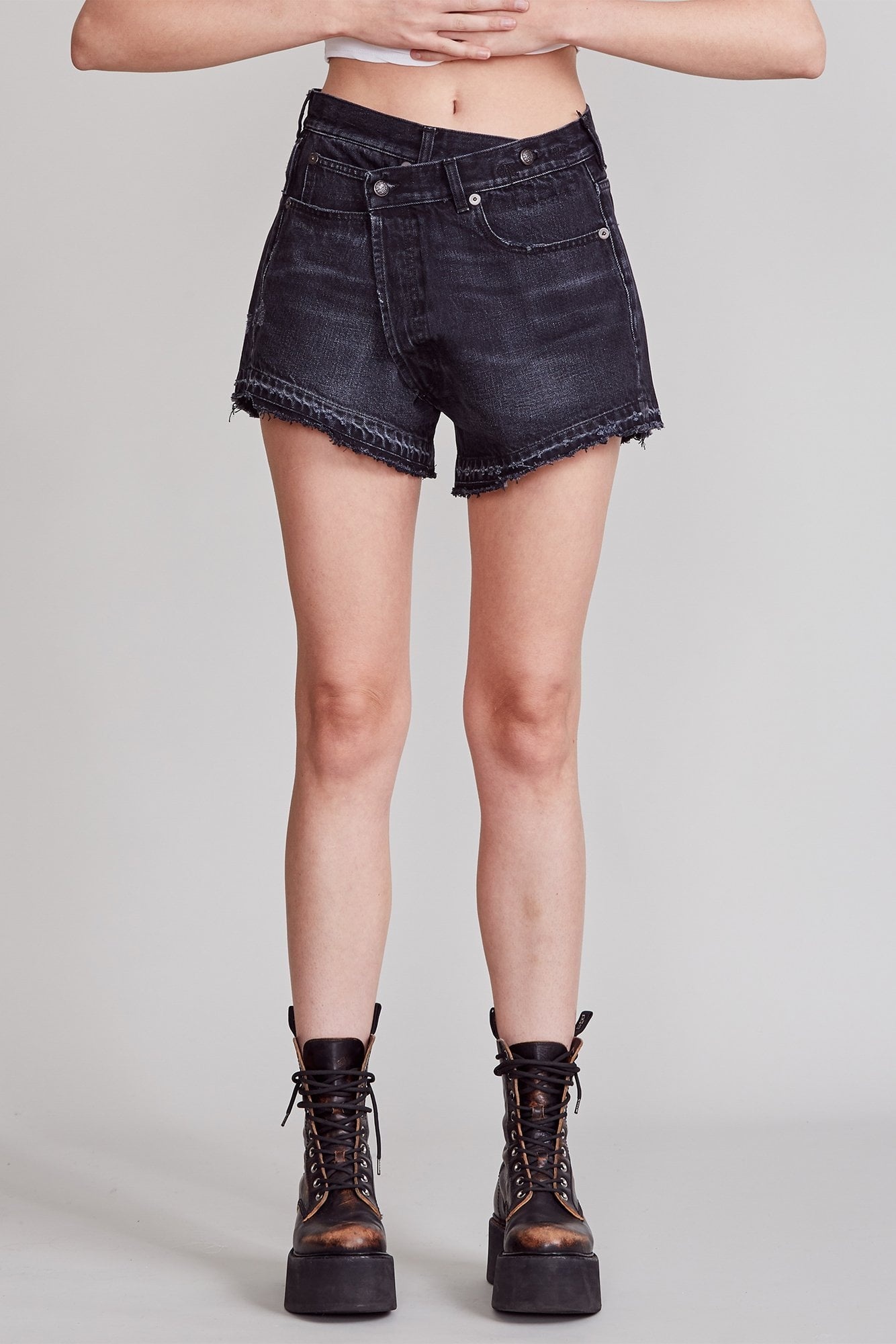 Crossover Short - Jake Black | R13 Denim Official Site - 3
