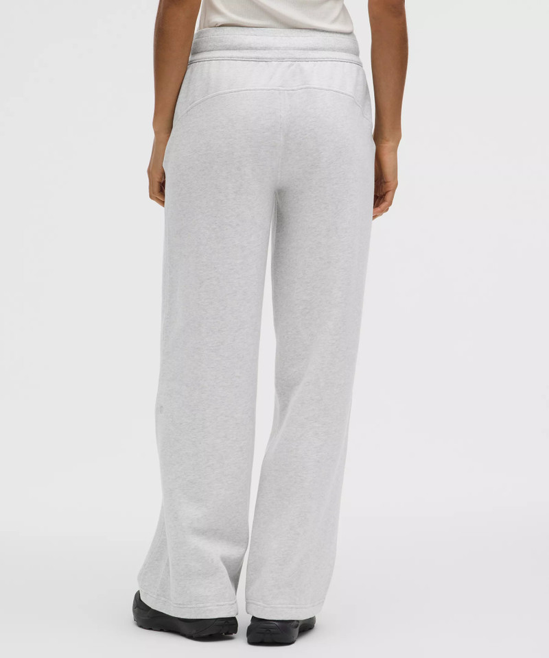 Scuba Mid-Rise Wide-Leg Pant *Short 3
