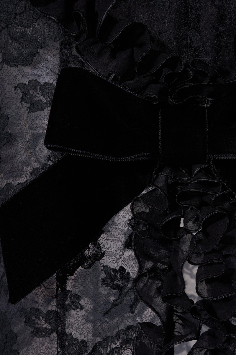 LACE EVENING DRESS WITH VELVET BOWS 3