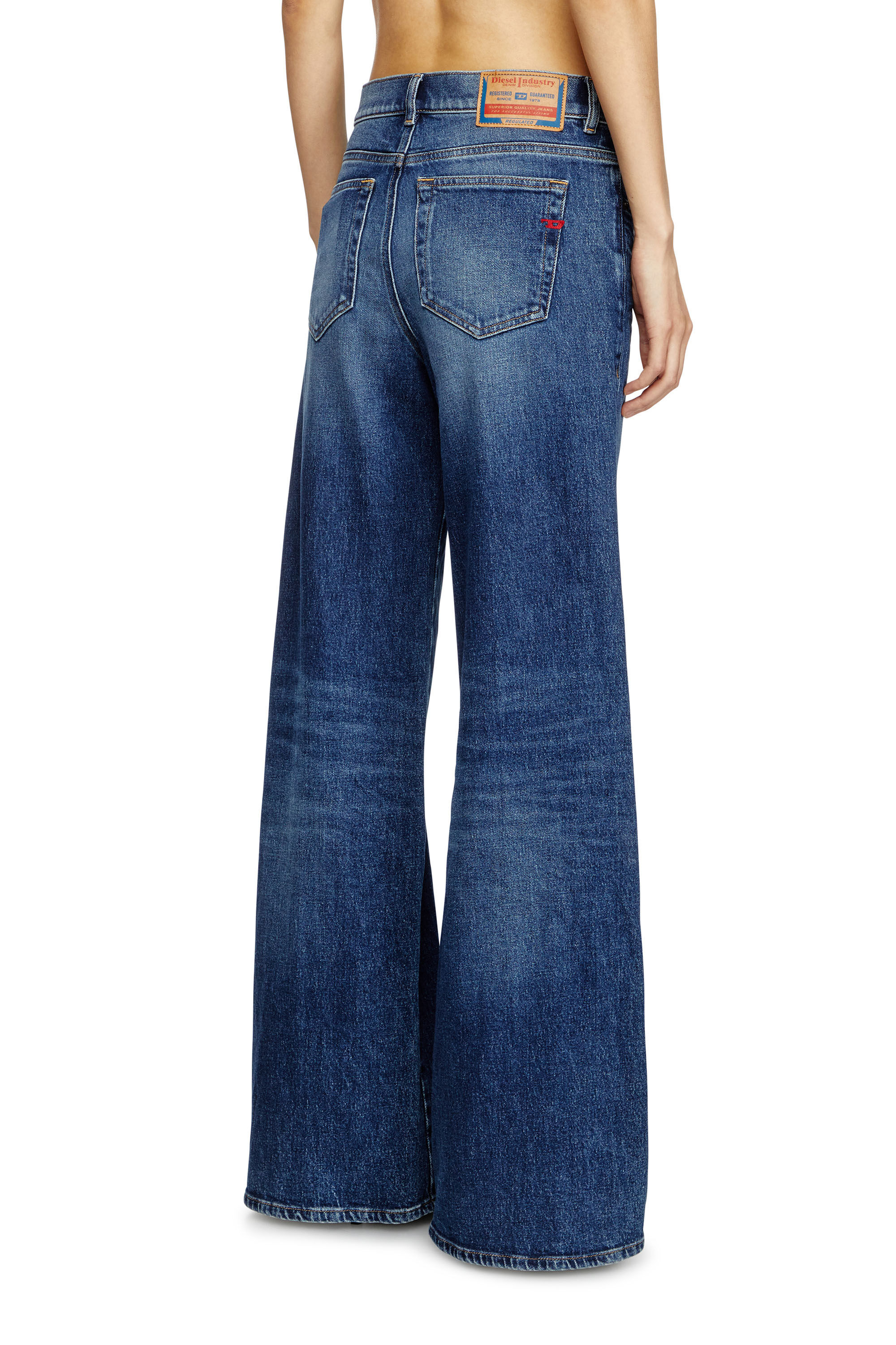 FLARE JEANS 1978 D-AKEMI 09L21 - 4
