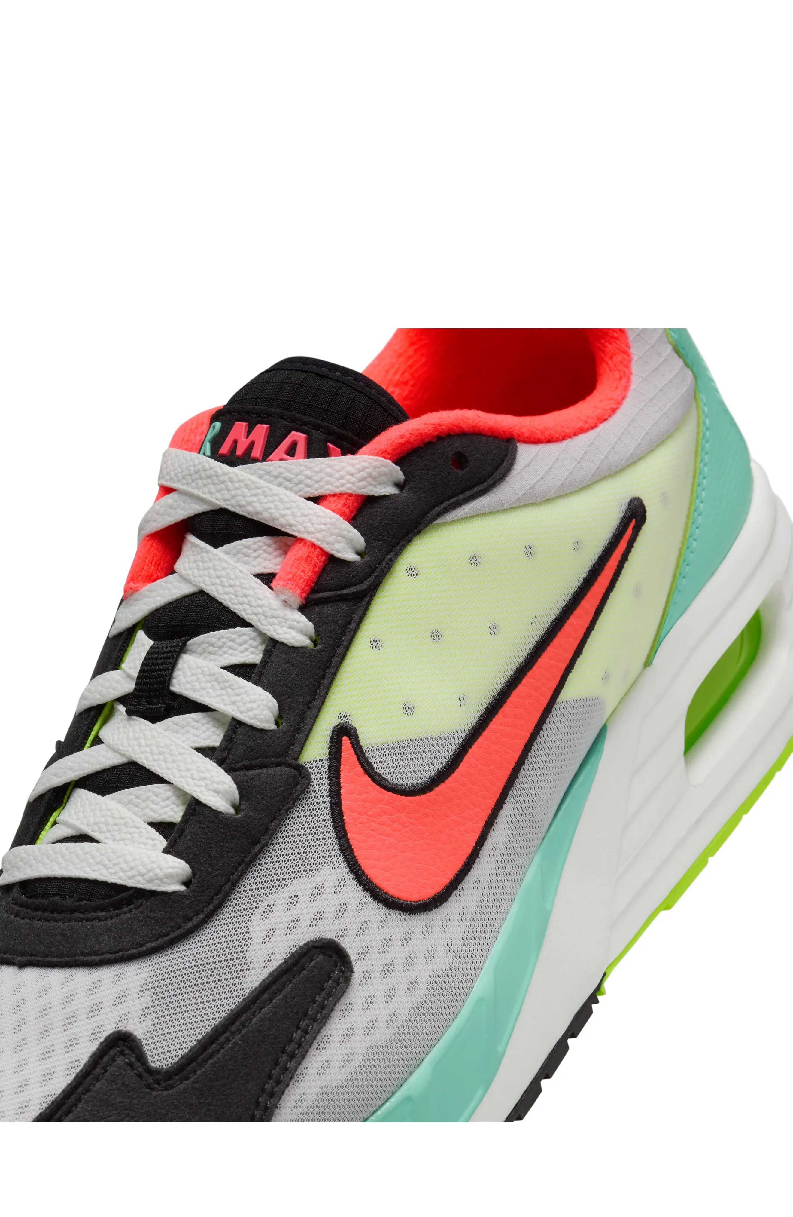 Air Max Solo Sneaker in Vast Grey/Hot Punch/Volt - 7