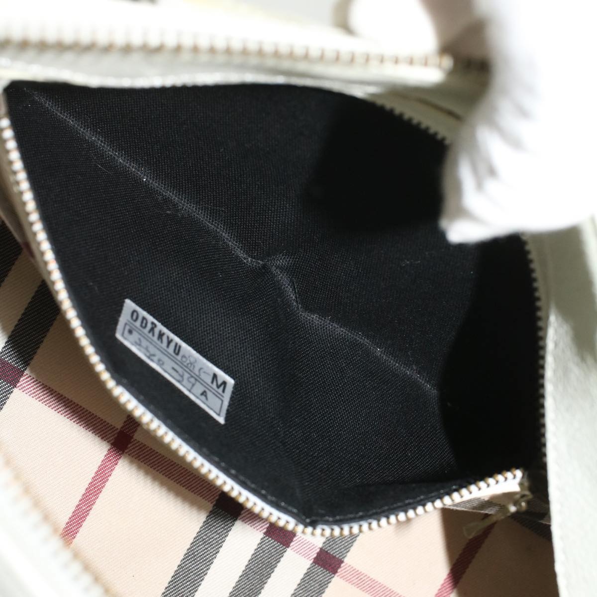 Burberry Shoulder Bag Leather White - 12