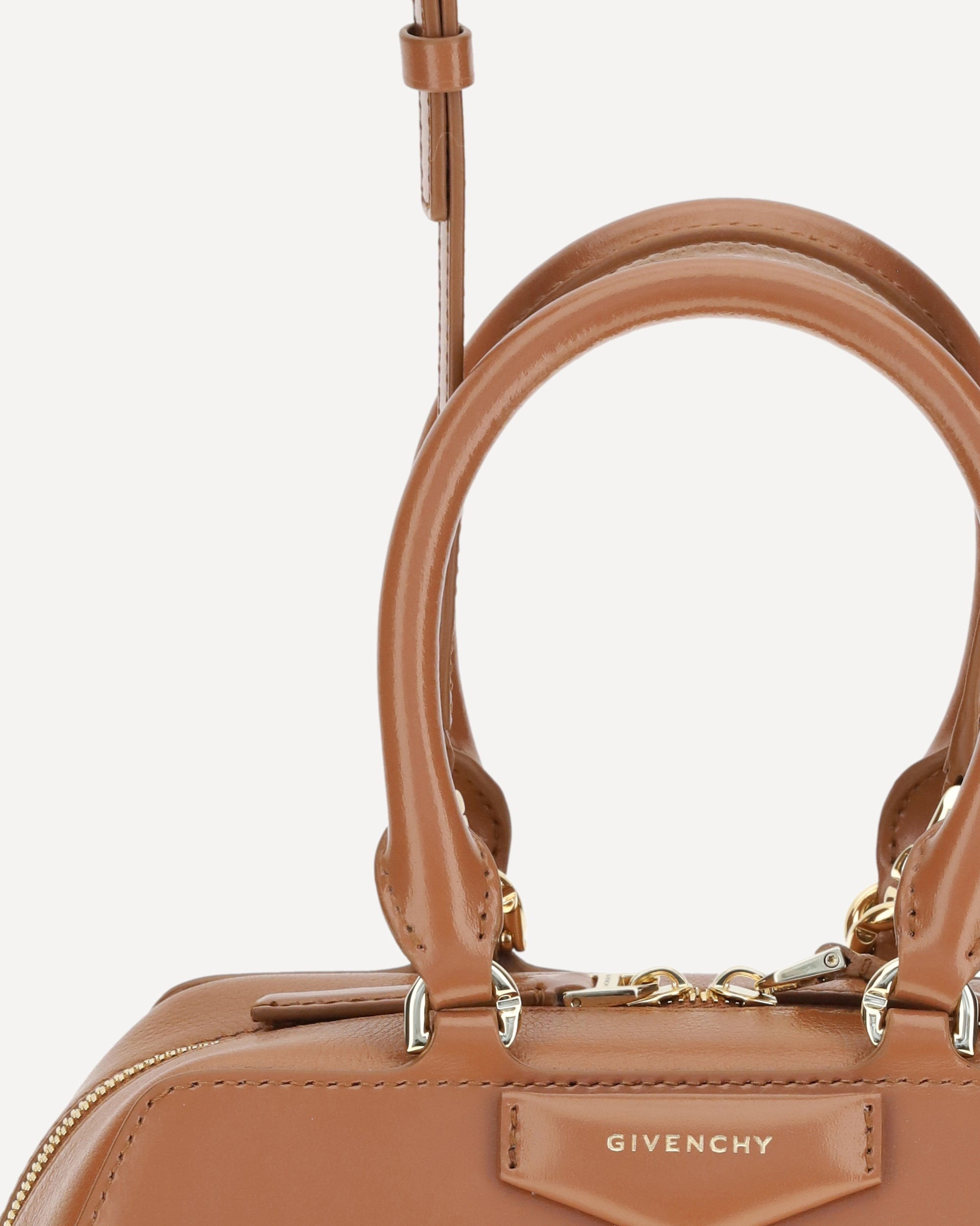 Antigona East-West mini Handbag - 4
