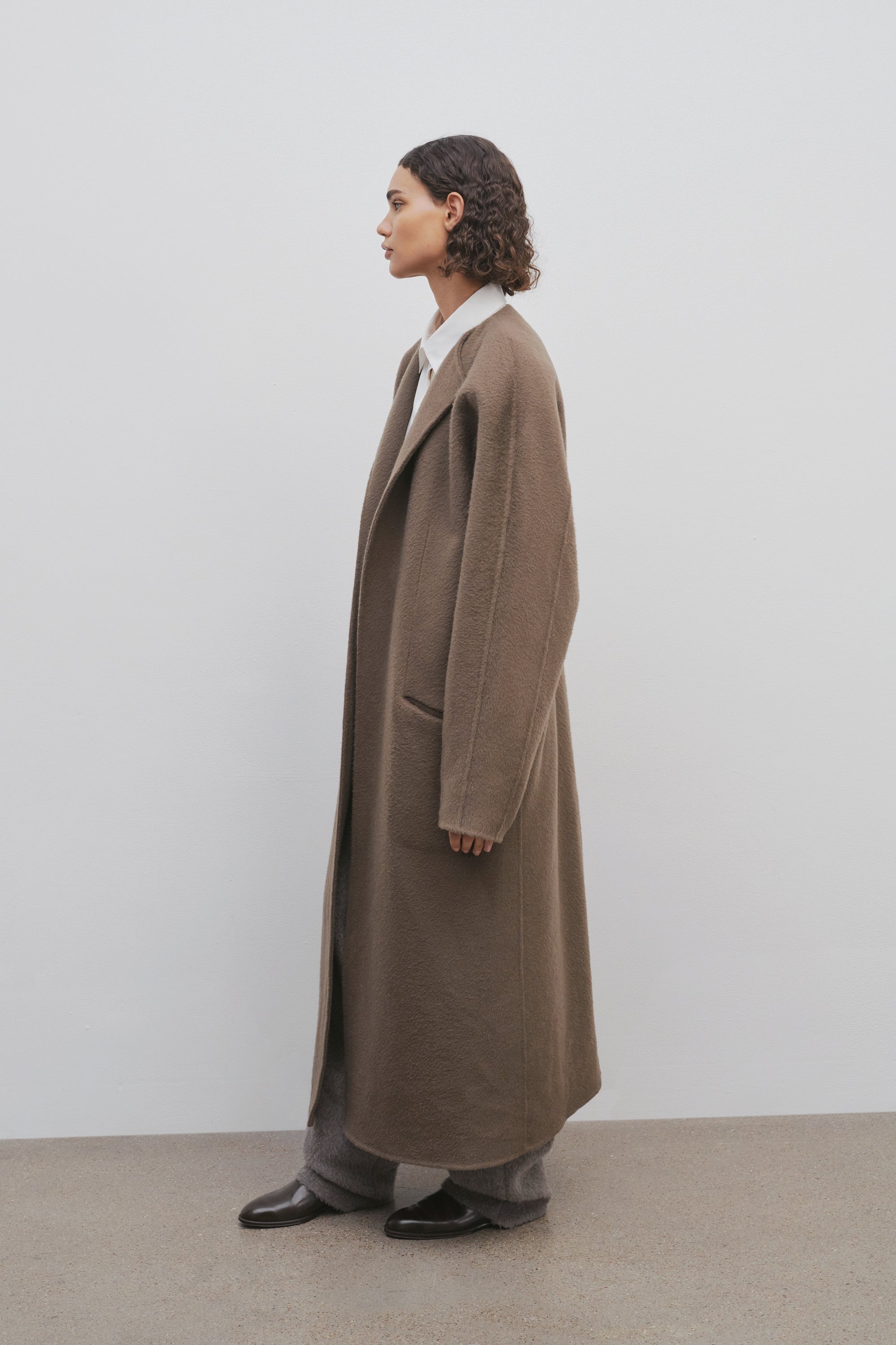 Prisheella Coat in Cashmere - 5