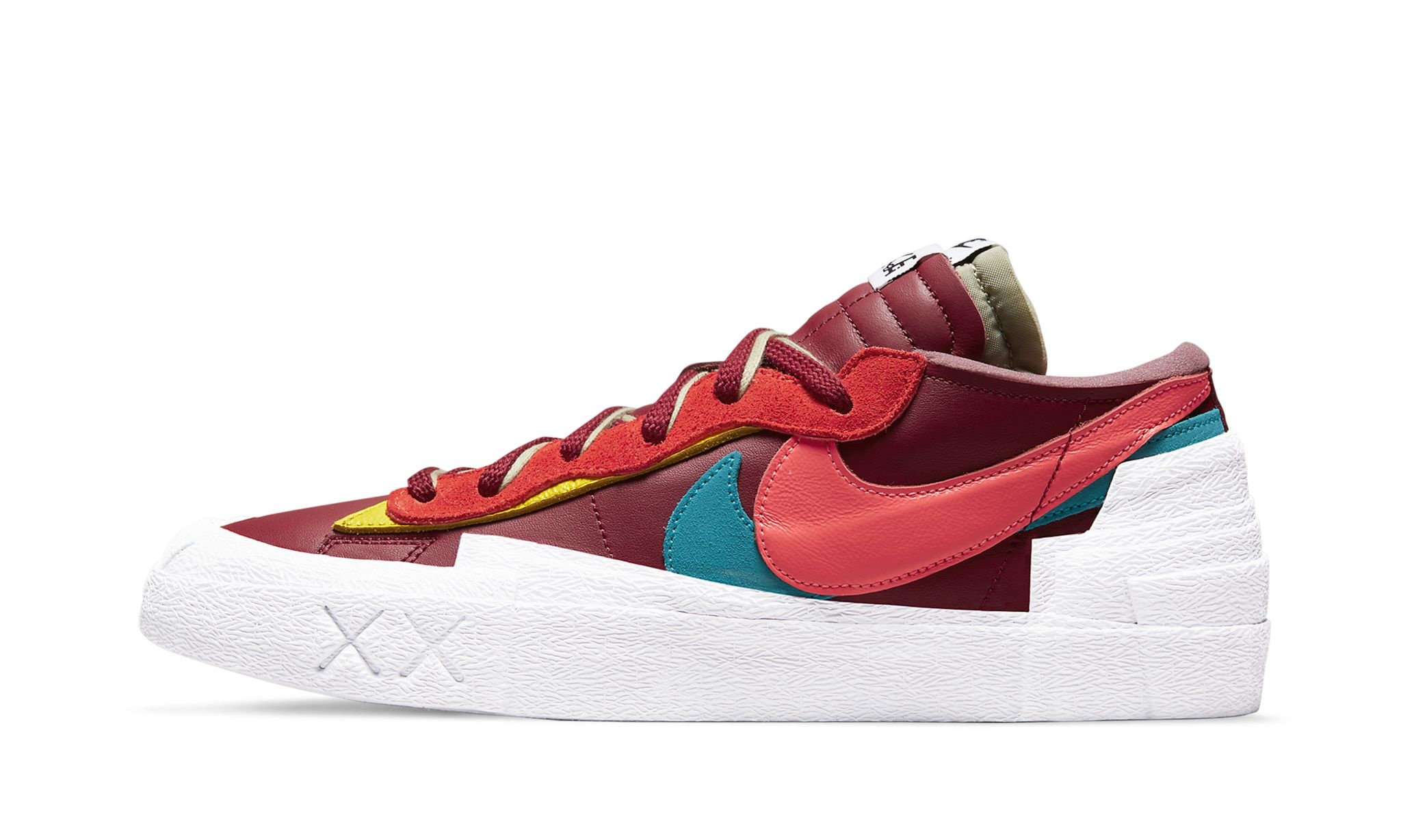 Blazer Low "Sacai - Kaws Red" - 1