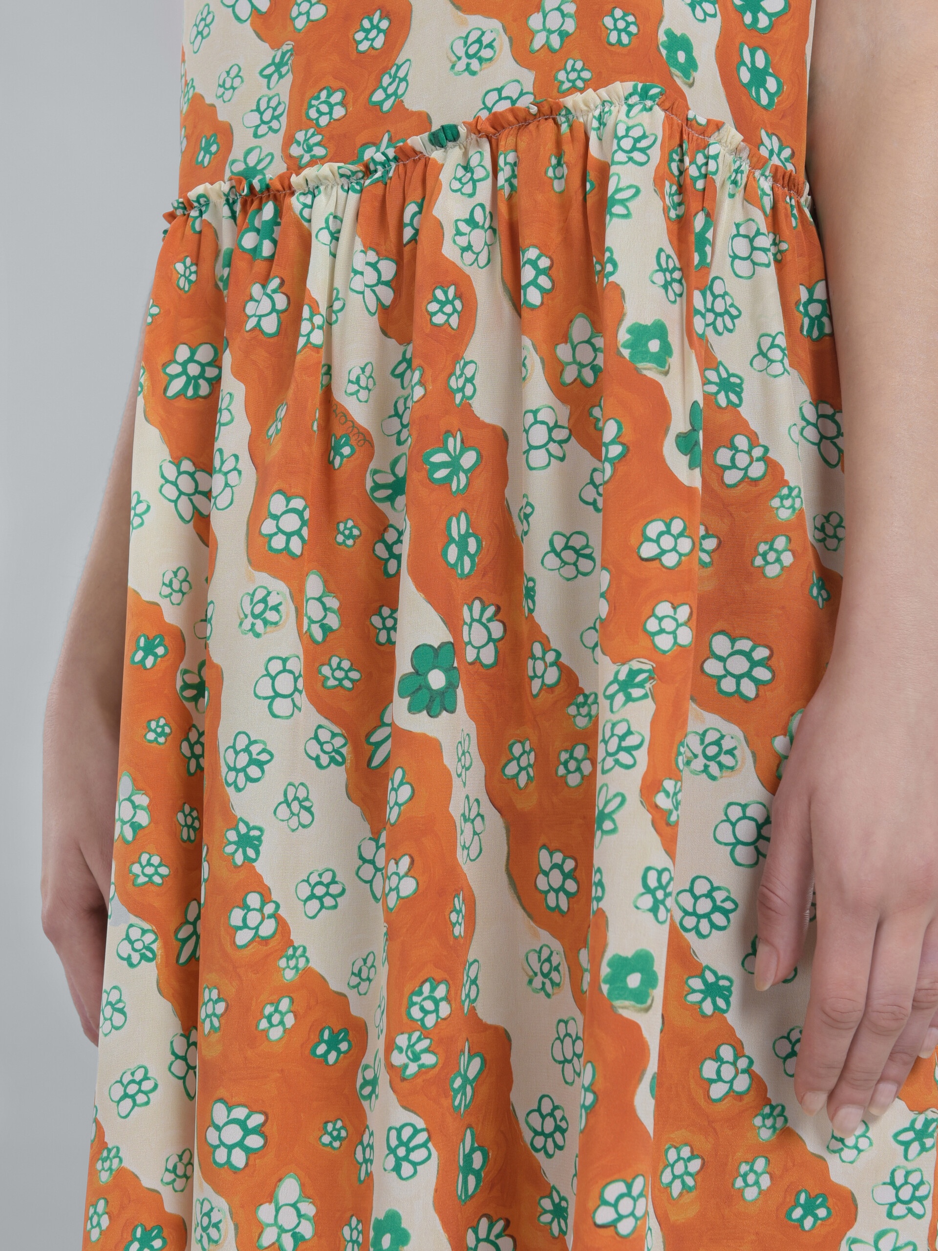 PRINTED SHORT SILK DRESS - 5