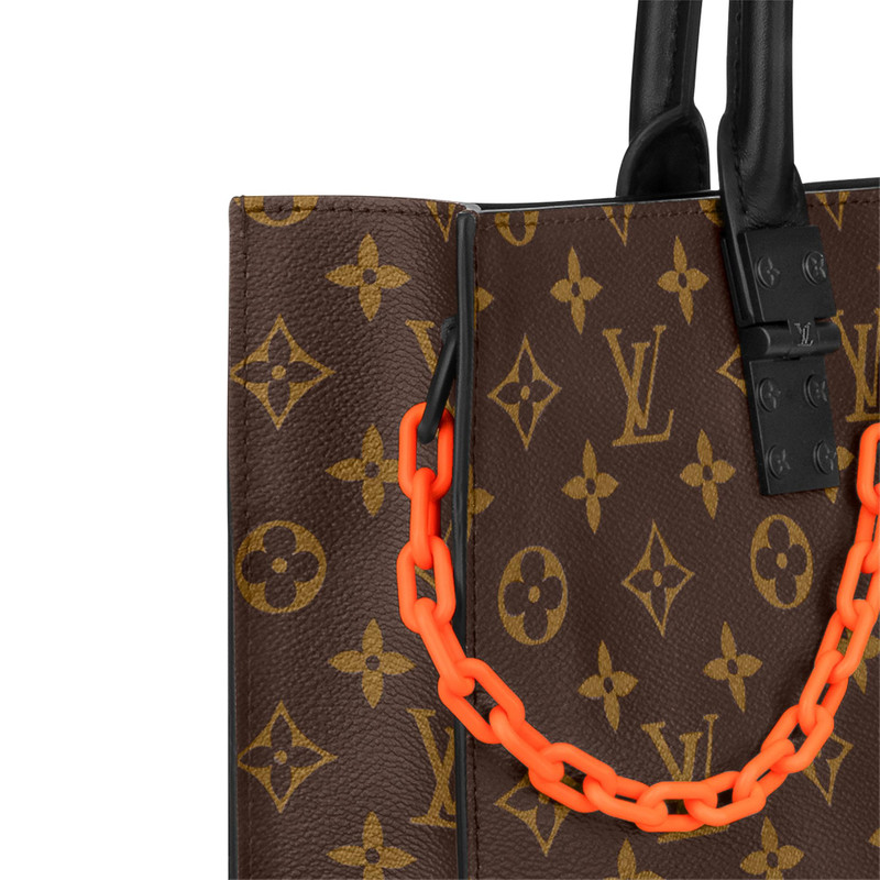 Louis Vuitton Sac Plat outlook