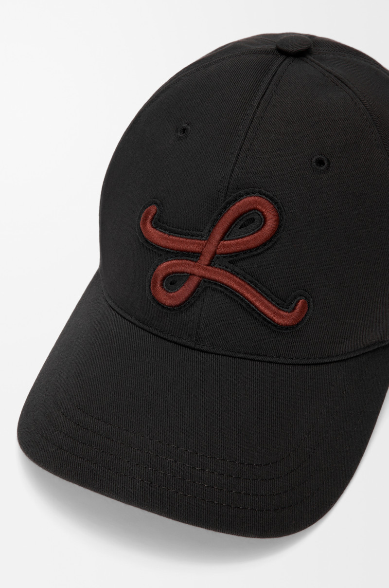 L patch cap in cotton 5