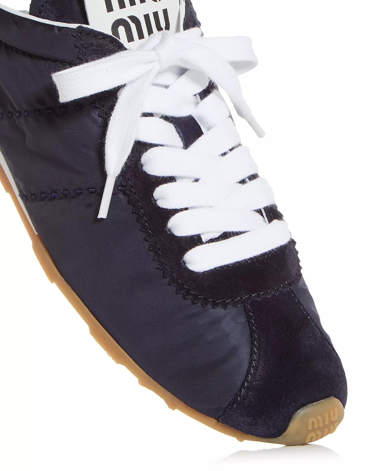Women's Low Top Sneakers - 6