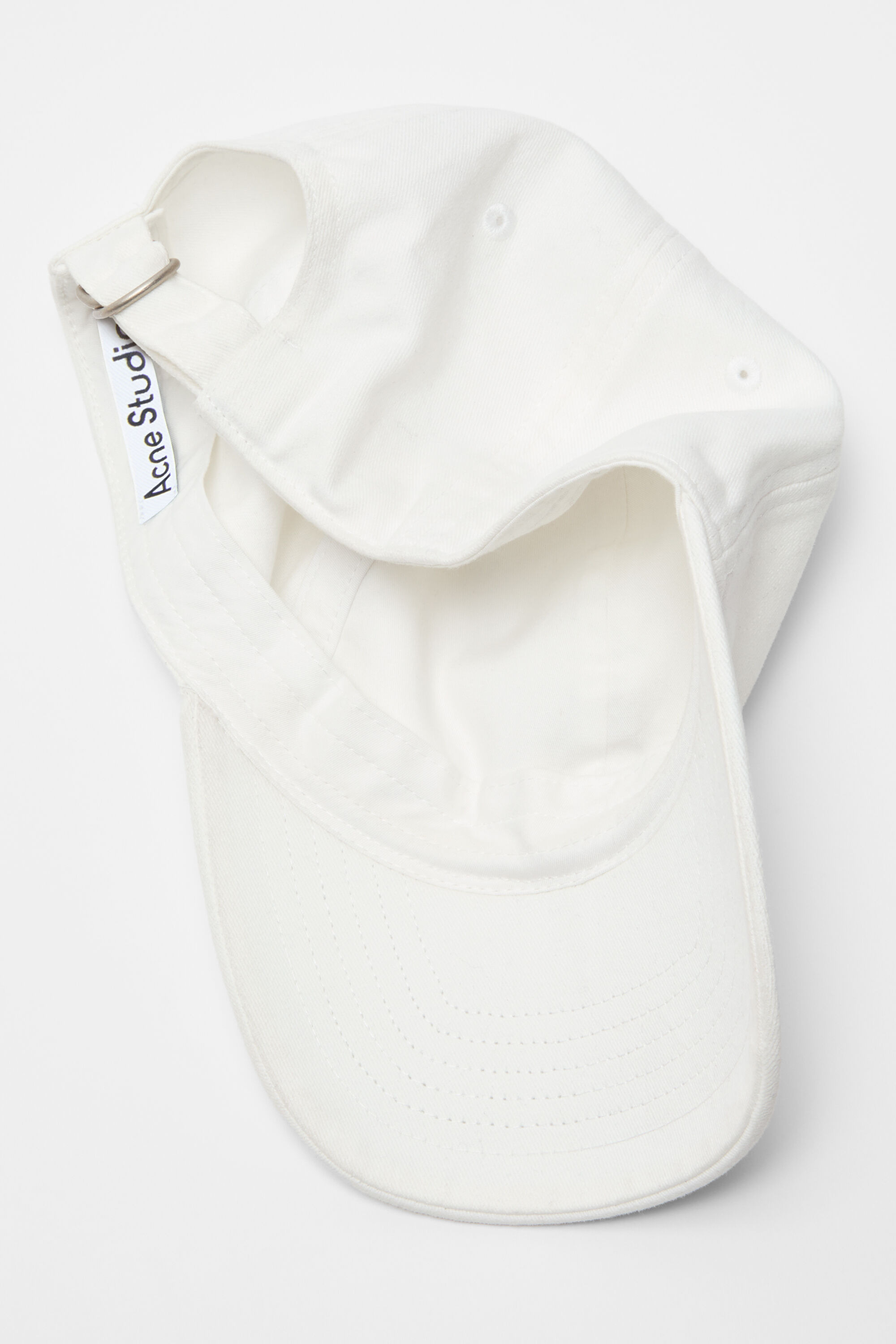 Face stud cap - White - 3