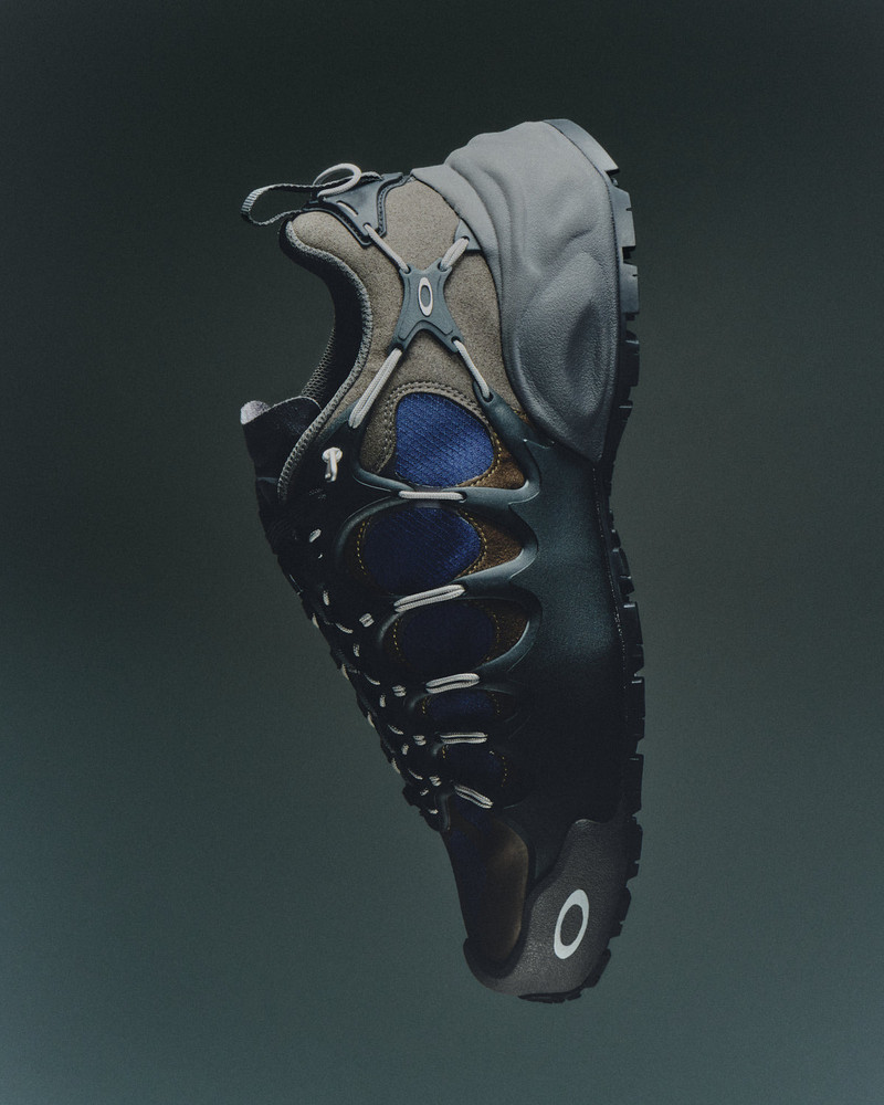 Brain Dead x Oakley Factory Team Ibex - Eclipse 9