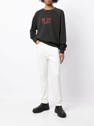 N°21 chest-logo crew-neck sweatshirt outlook