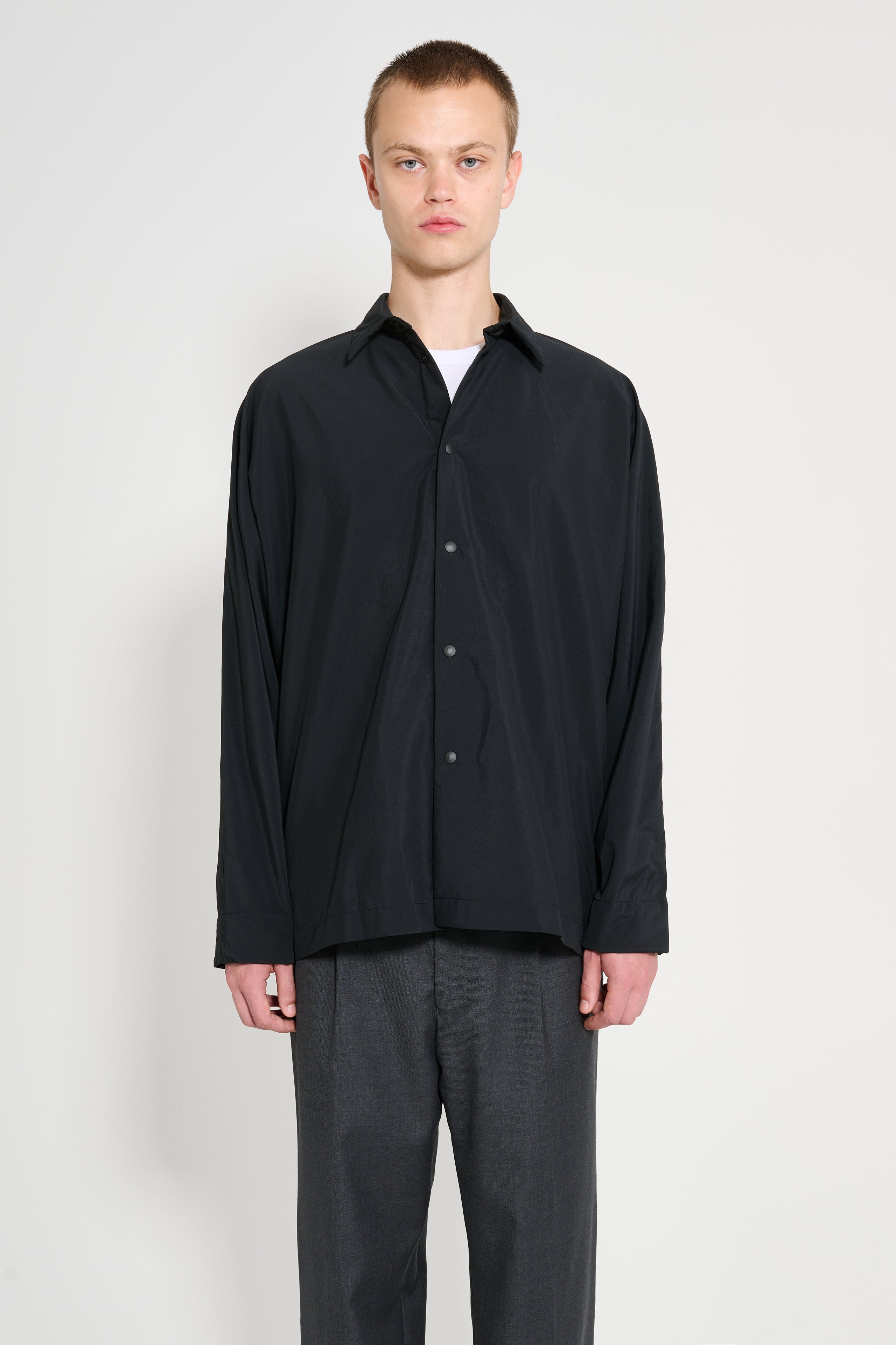 HOMME PLISSÉ ISSEY MIYAKE VERSO SHIRT BLACK - 1