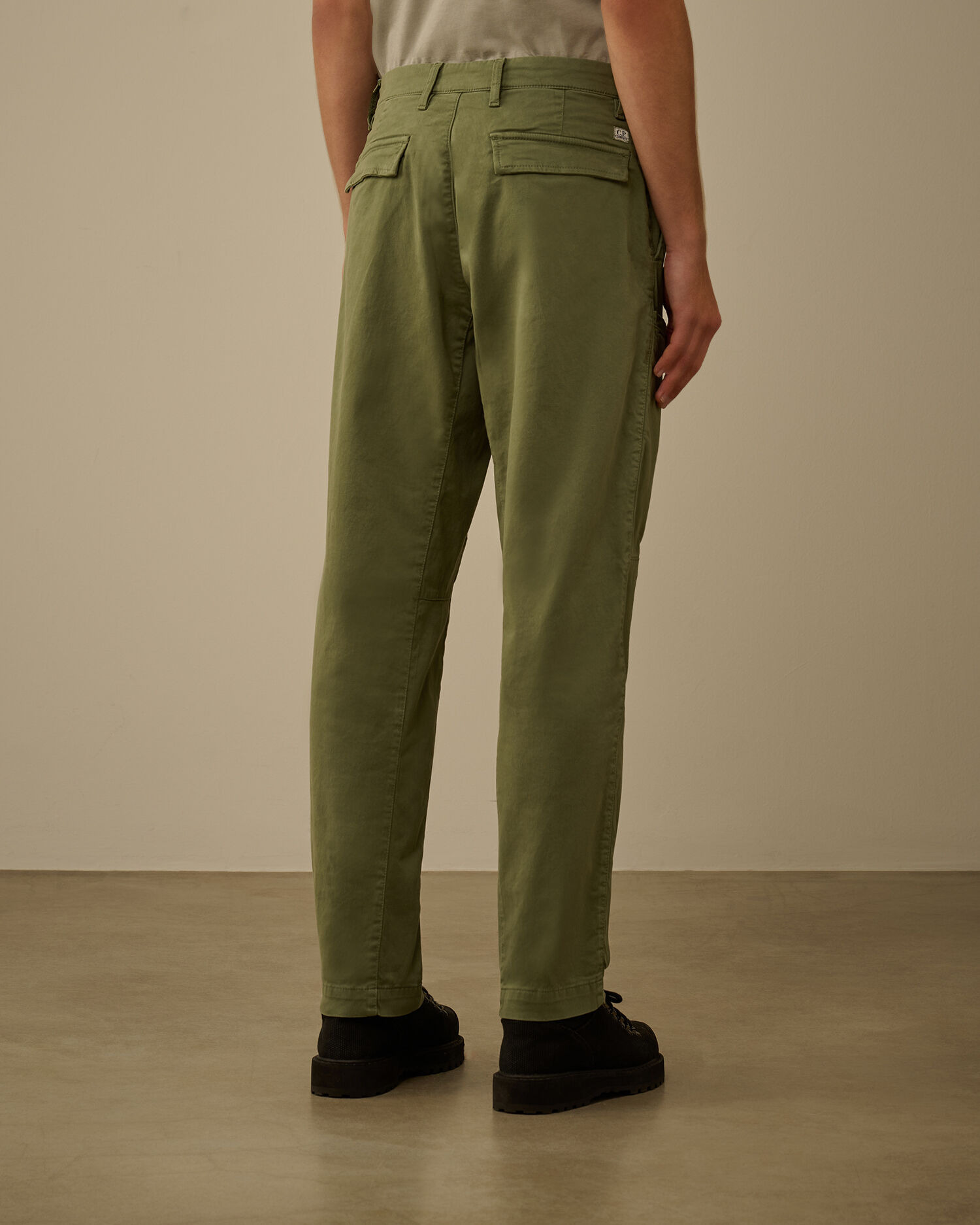 Stretch Sateen Loose Cargo Pants - 4