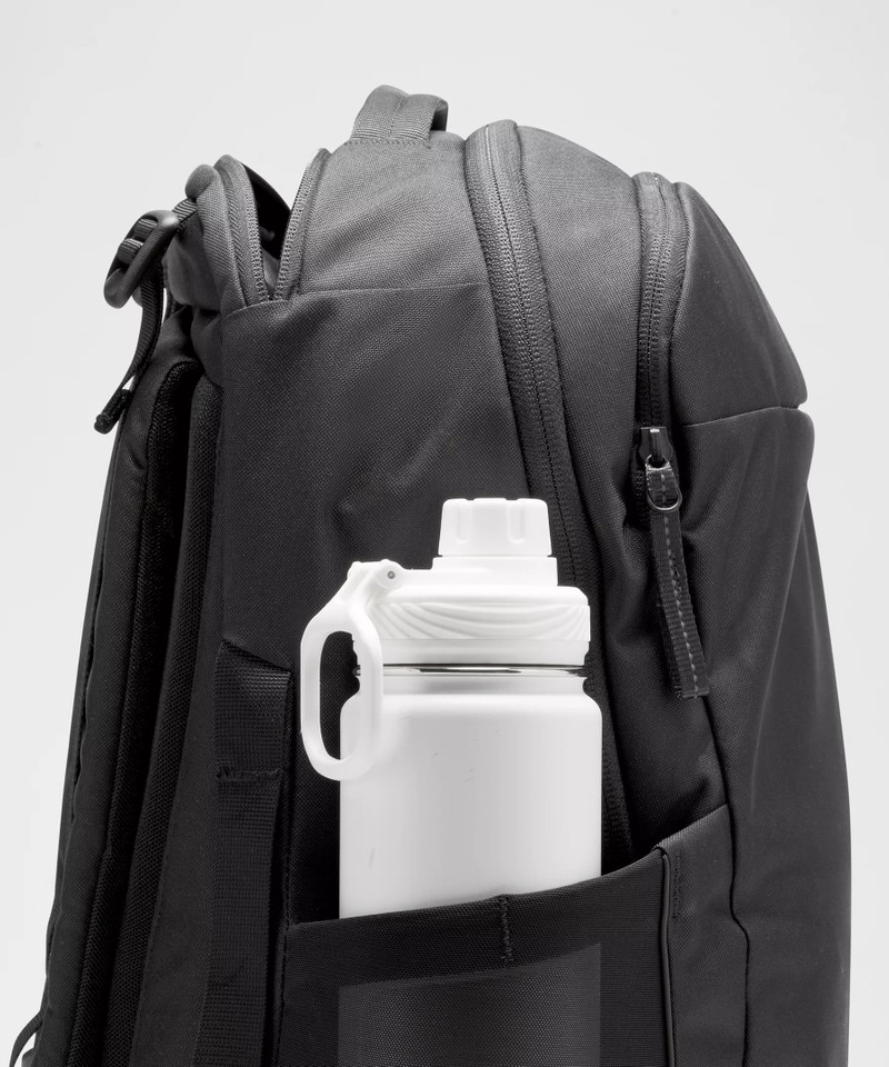 Triple-Zip Backpack 28L *Tech Canvas 4