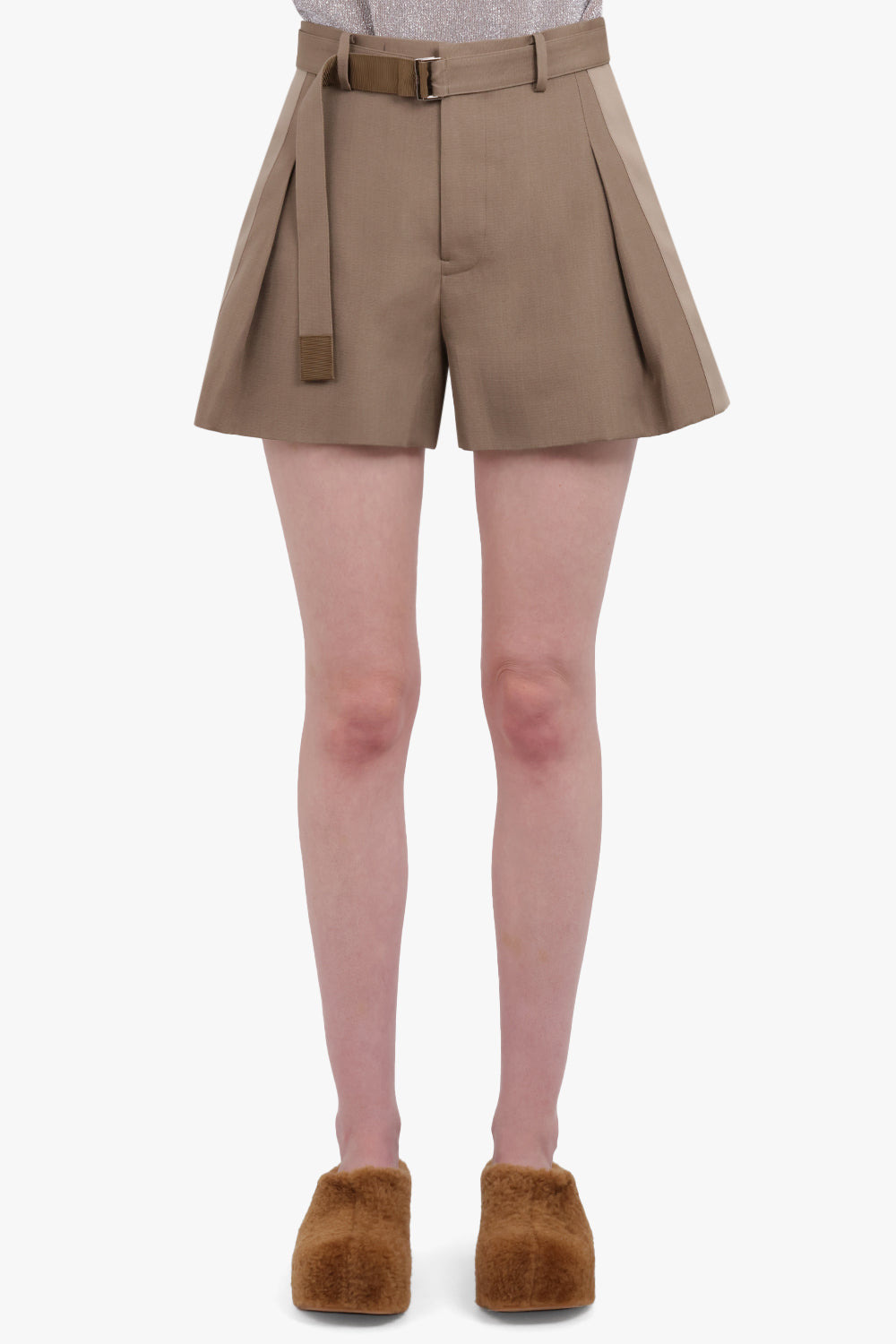 PLEATING DETAIL SHORT | BROWN - 3