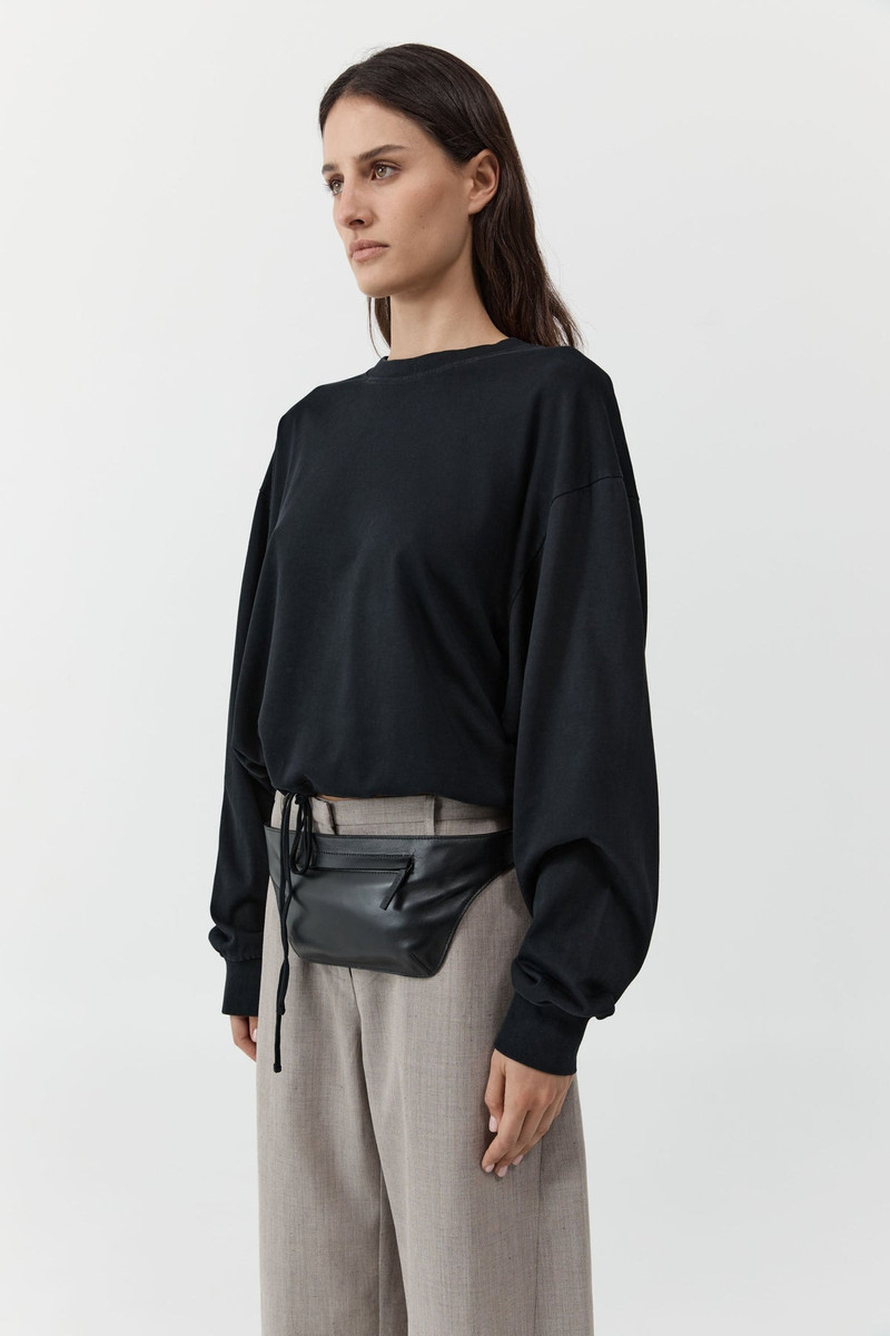 Arc Belt Bag - Black 4