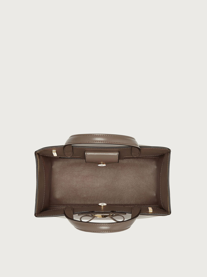 Vara Bow top handle 6