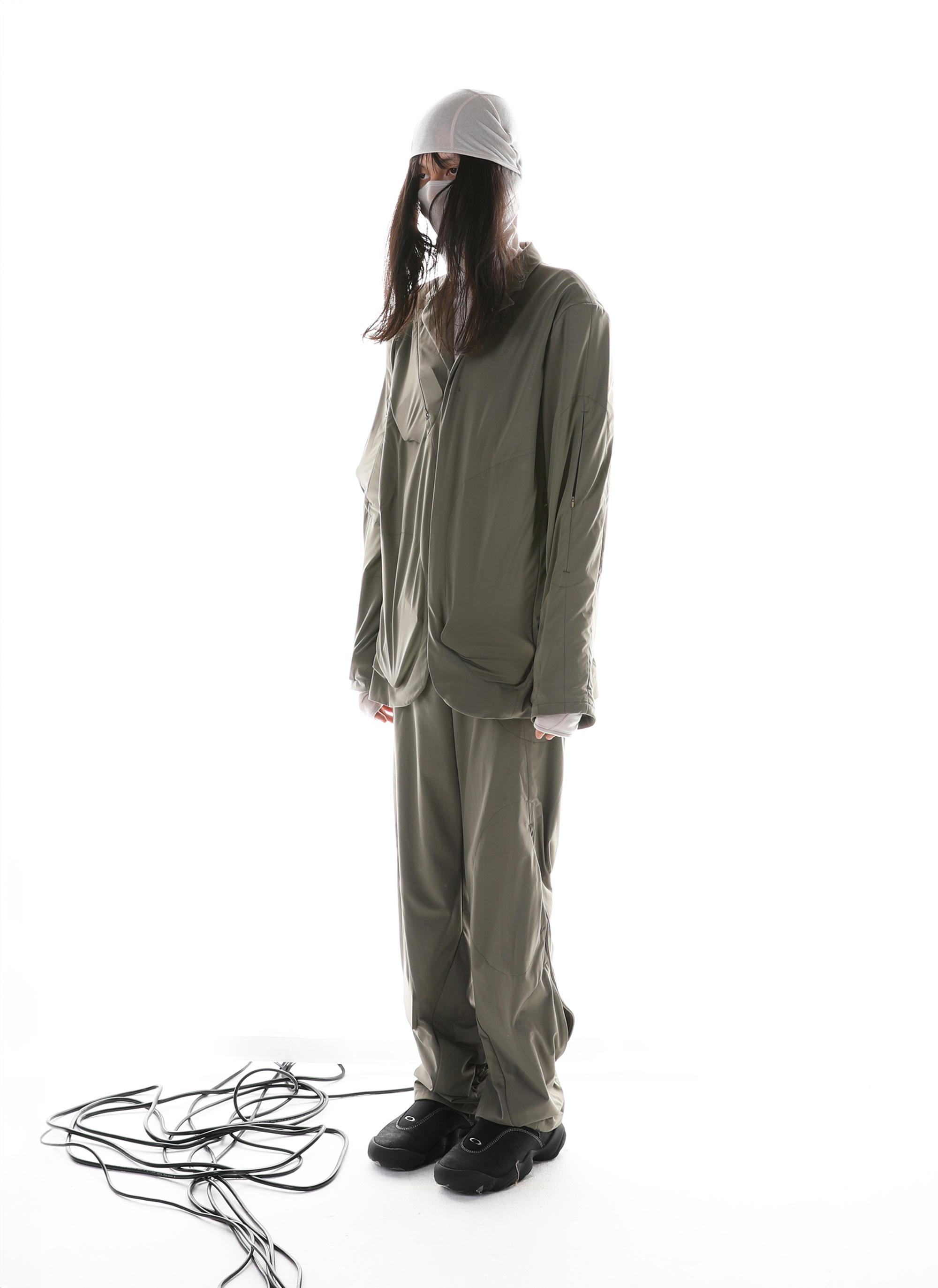 5.1 TROUSERS CENTER (BLACK) - 6