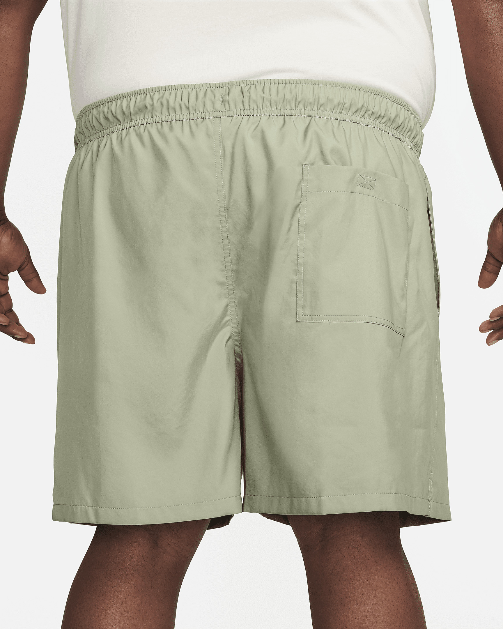 Nike Club Men's Woven Flow Shorts - 10
