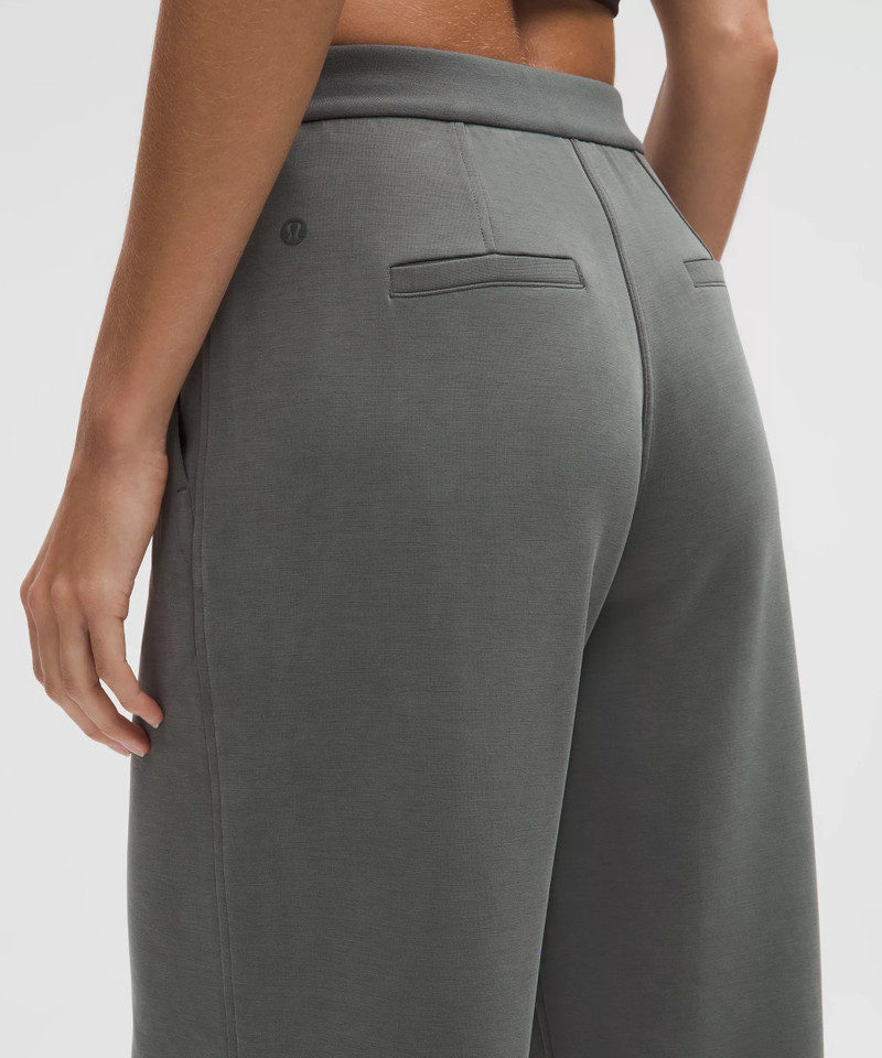 Softstreme Pintuck Mid-Rise Pant *Regular 6