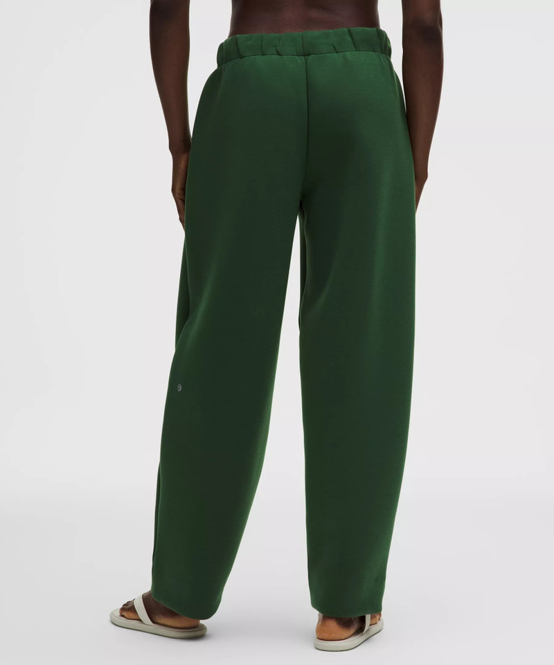 Sleek Spacer Barrel Leg Pant 3
