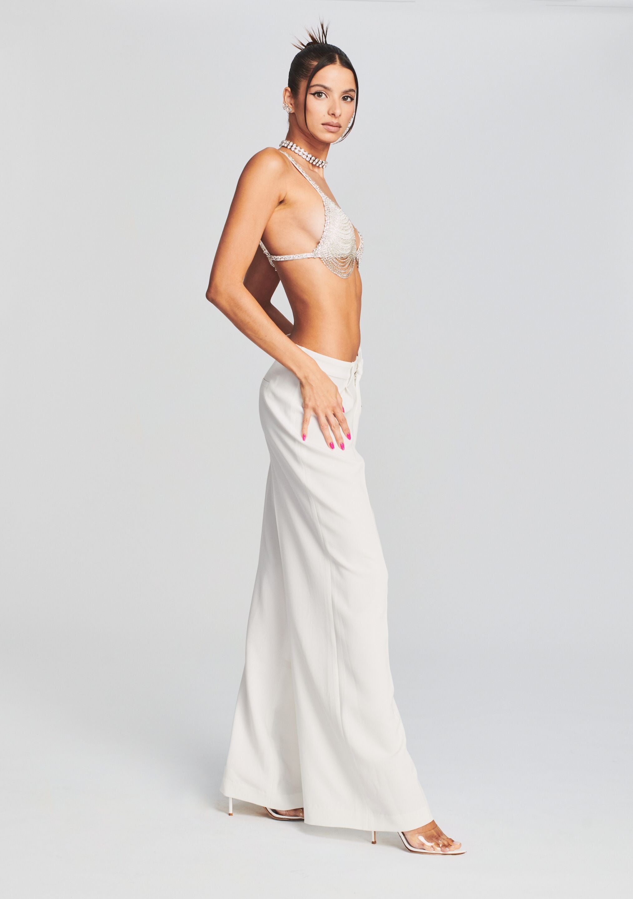 ANTONIA PANT - 3