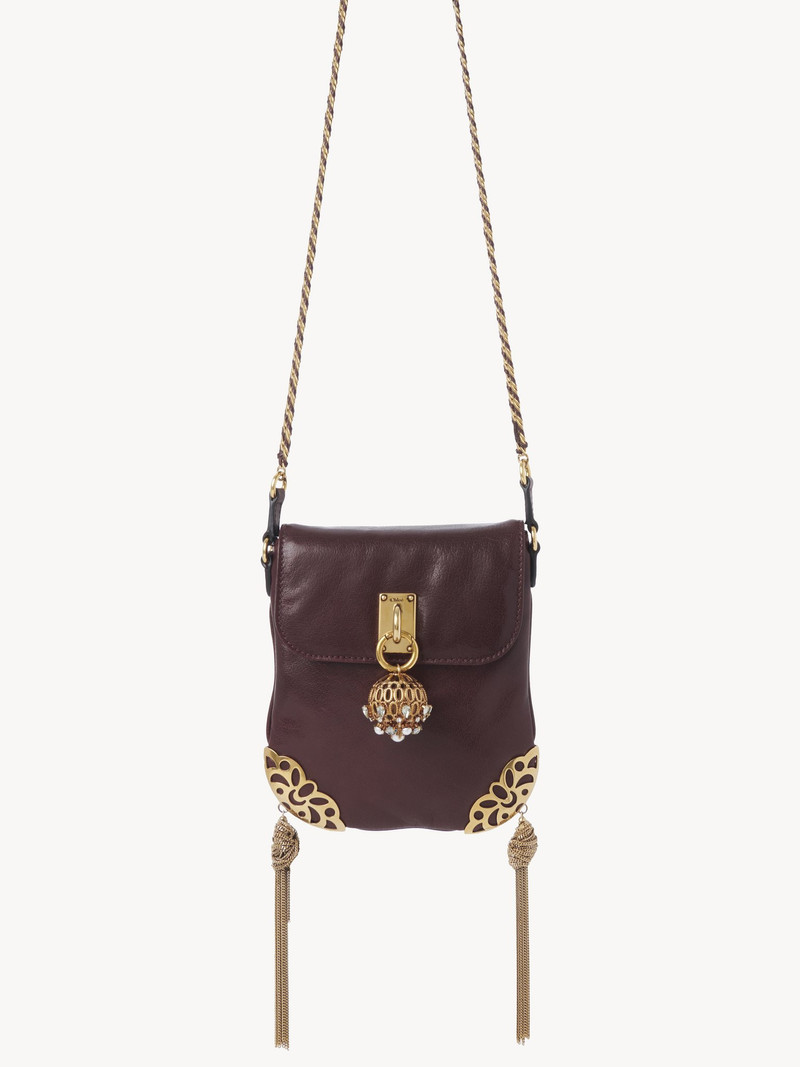 CHÂTEAU TREASURES CHAIN FLAP BAG IN GRAINED LEATHER 1