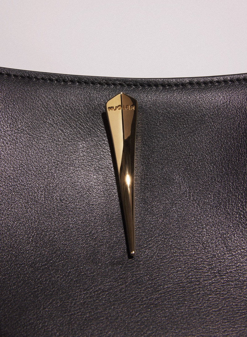 black smooth leather fang bag 5